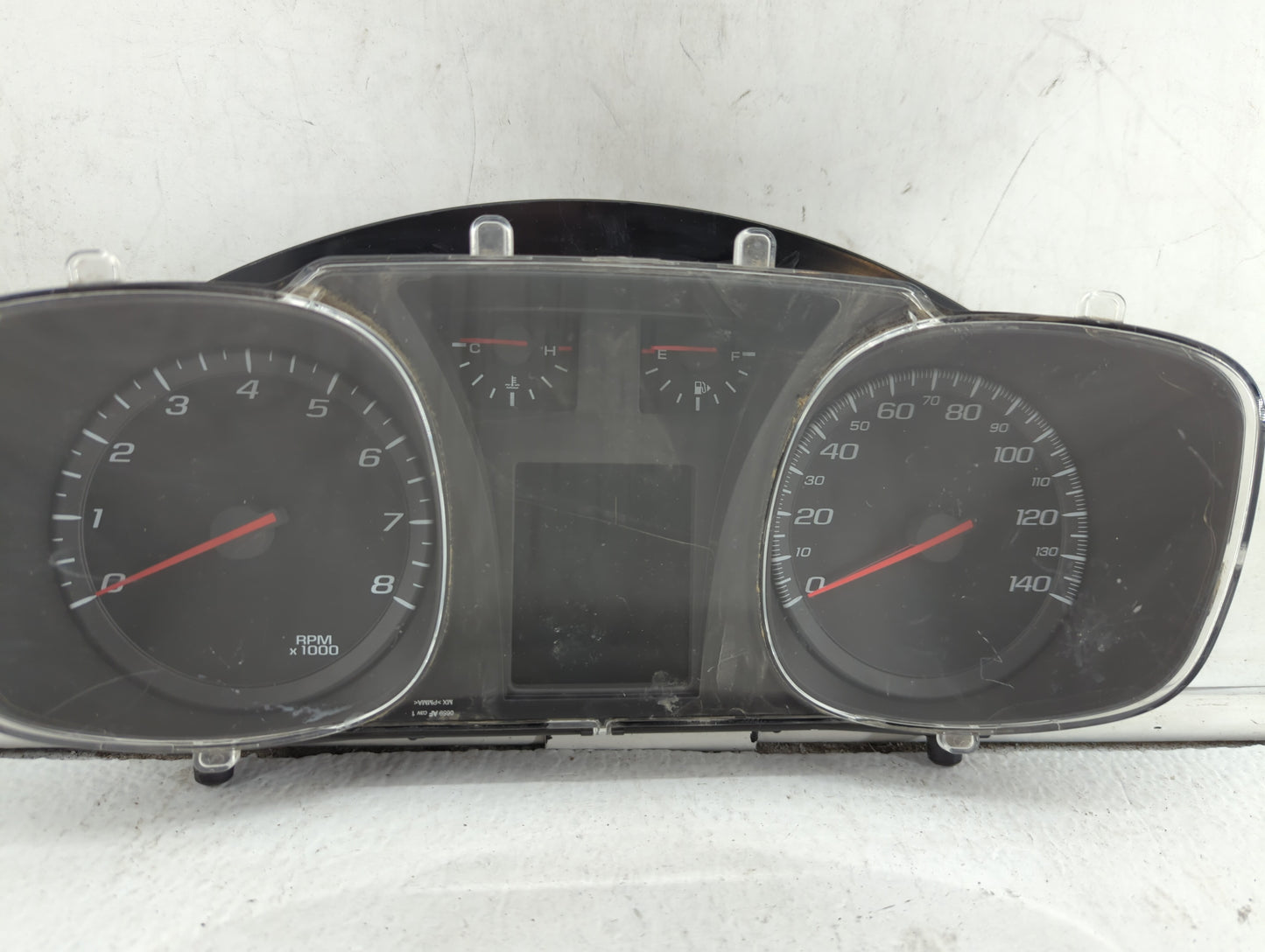 2012 Chevrolet Equinox Instrument Cluster Speedometer Gauges P/N:23348997 190828, 20907580 Fits OEM Used Auto Parts - Oemuse
