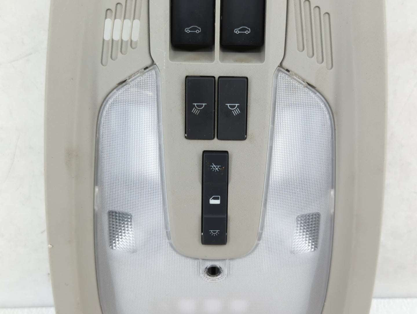 2012-2012 Chevrolet Equinox Overhead Roof Console Interior Dome Light - Oemusedautoparts1.com