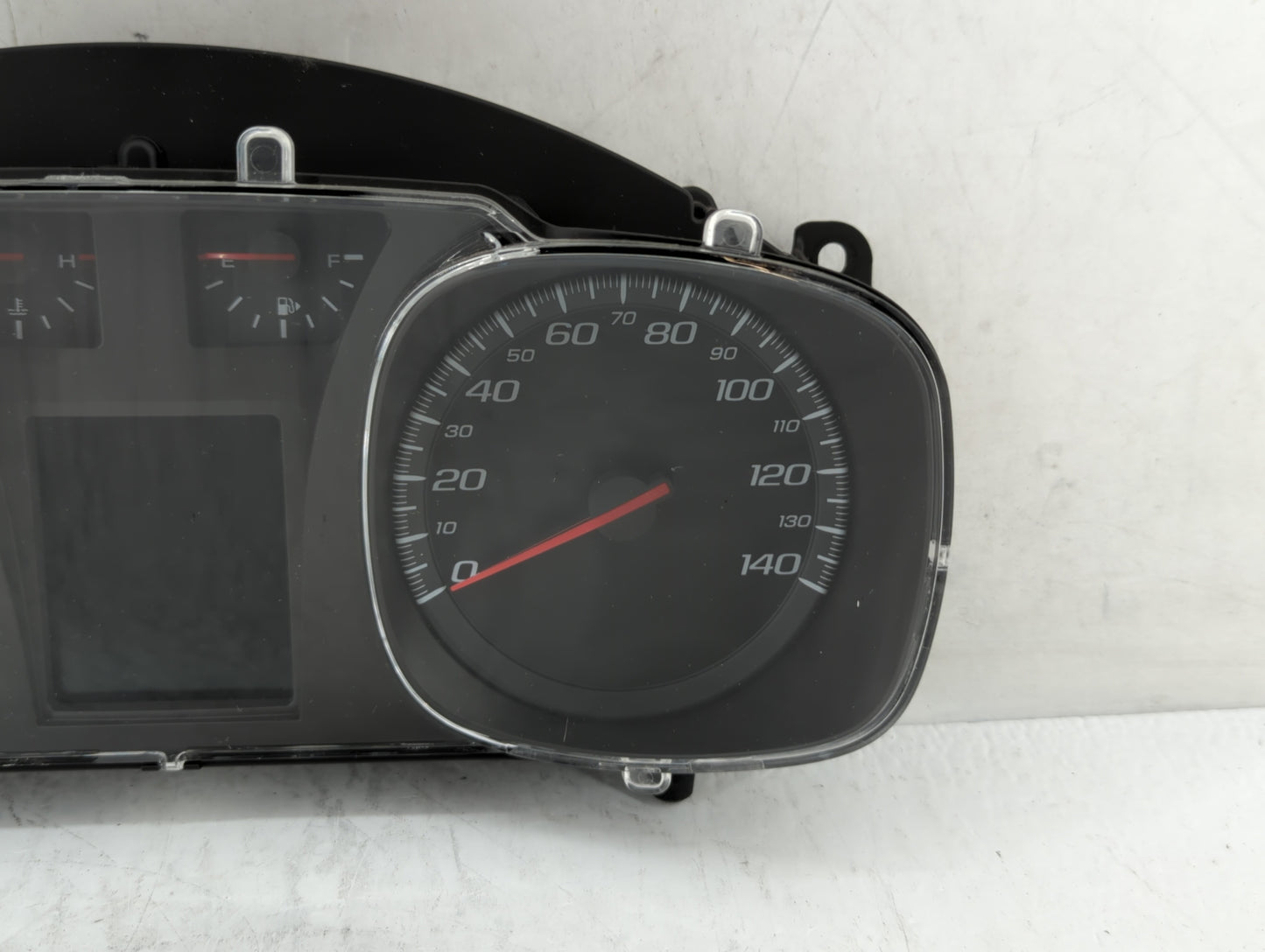 2012 Chevrolet Equinox Instrument Cluster Speedometer Gauges P/N:23348997 190828, 20907580 Fits OEM Used Auto Parts - Oemuse