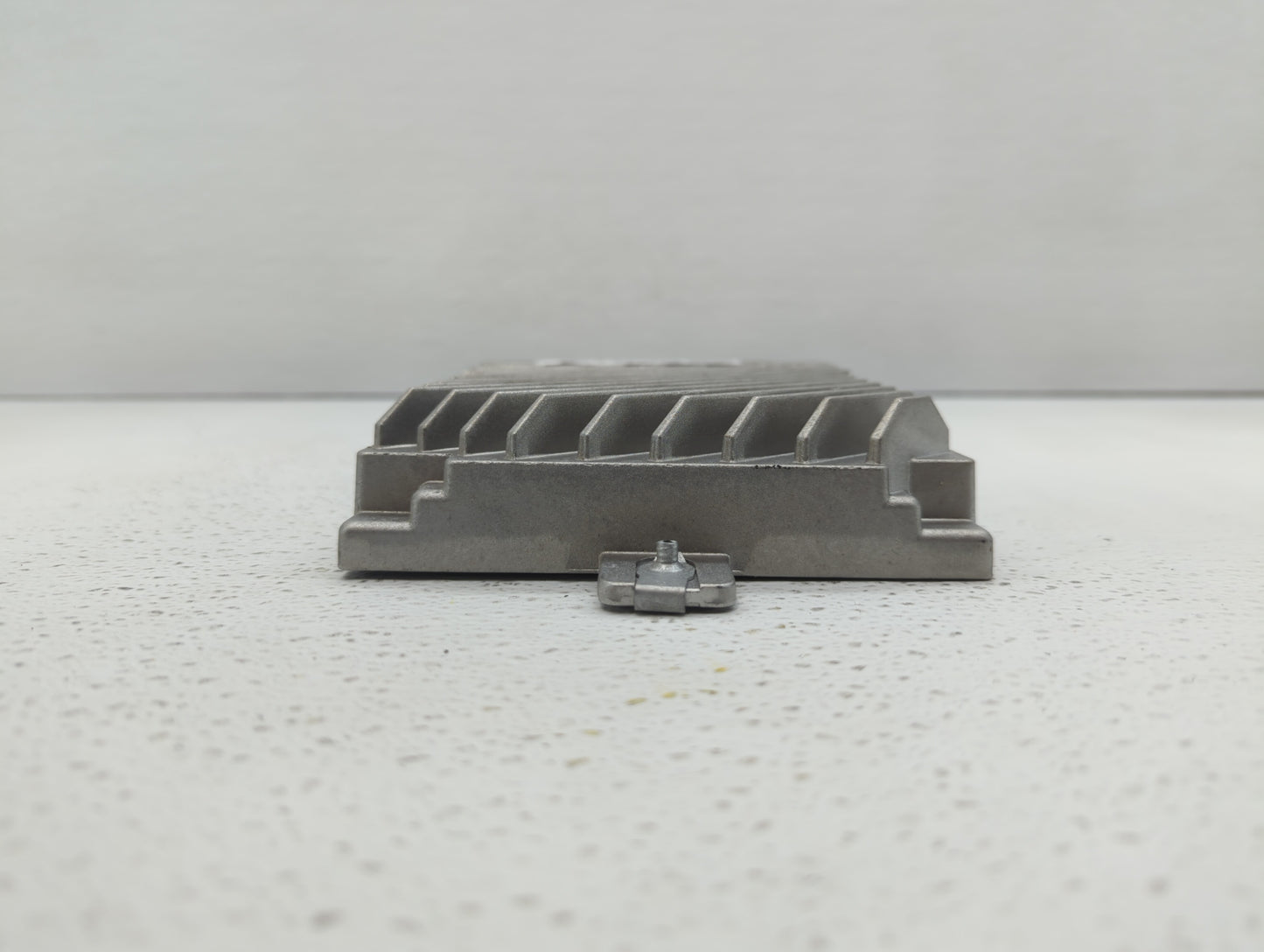 2010-2015 Chevrolet Equinox Am Fm Cd Player Radio Receiver - Oemusedautoparts1.com