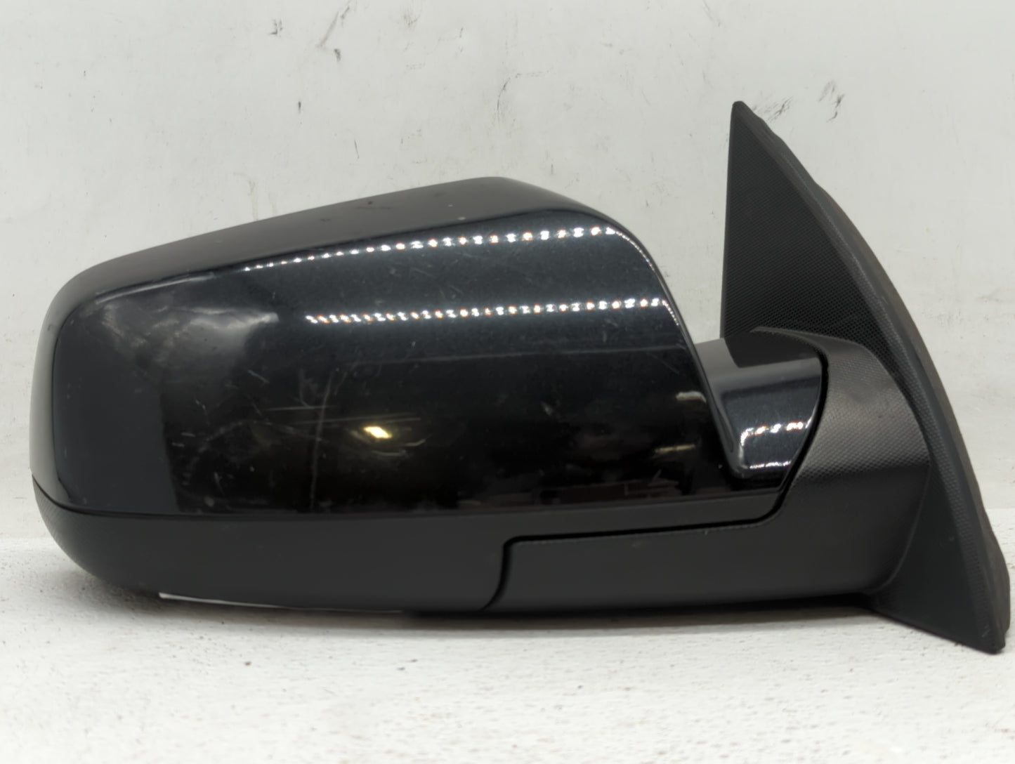 2011-2014 Chevrolet Equinox Passenger Side View Mirror - Right Door Mirror OEM Used - Oemusedautoparts1.com