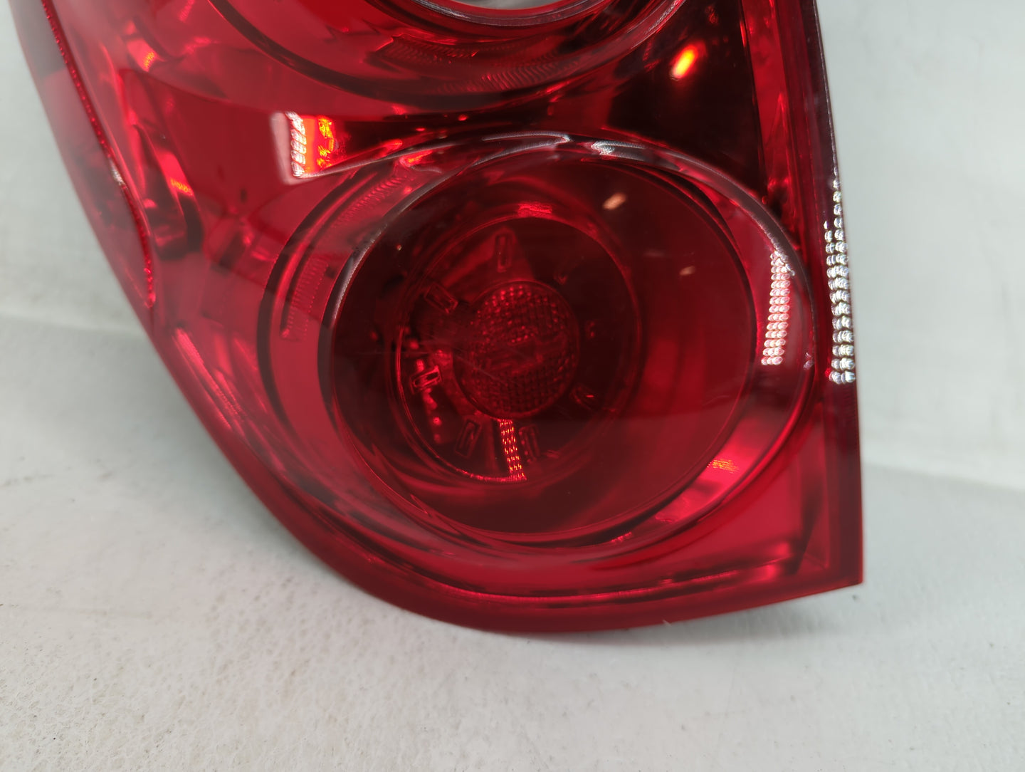 2010-2015 Chevrolet Equinox Tail Light Assembly Driver Left OEM P/N:10 DOT 1L GH  Fits Fits 2010 2011 2012 2013 2014 2015 OE