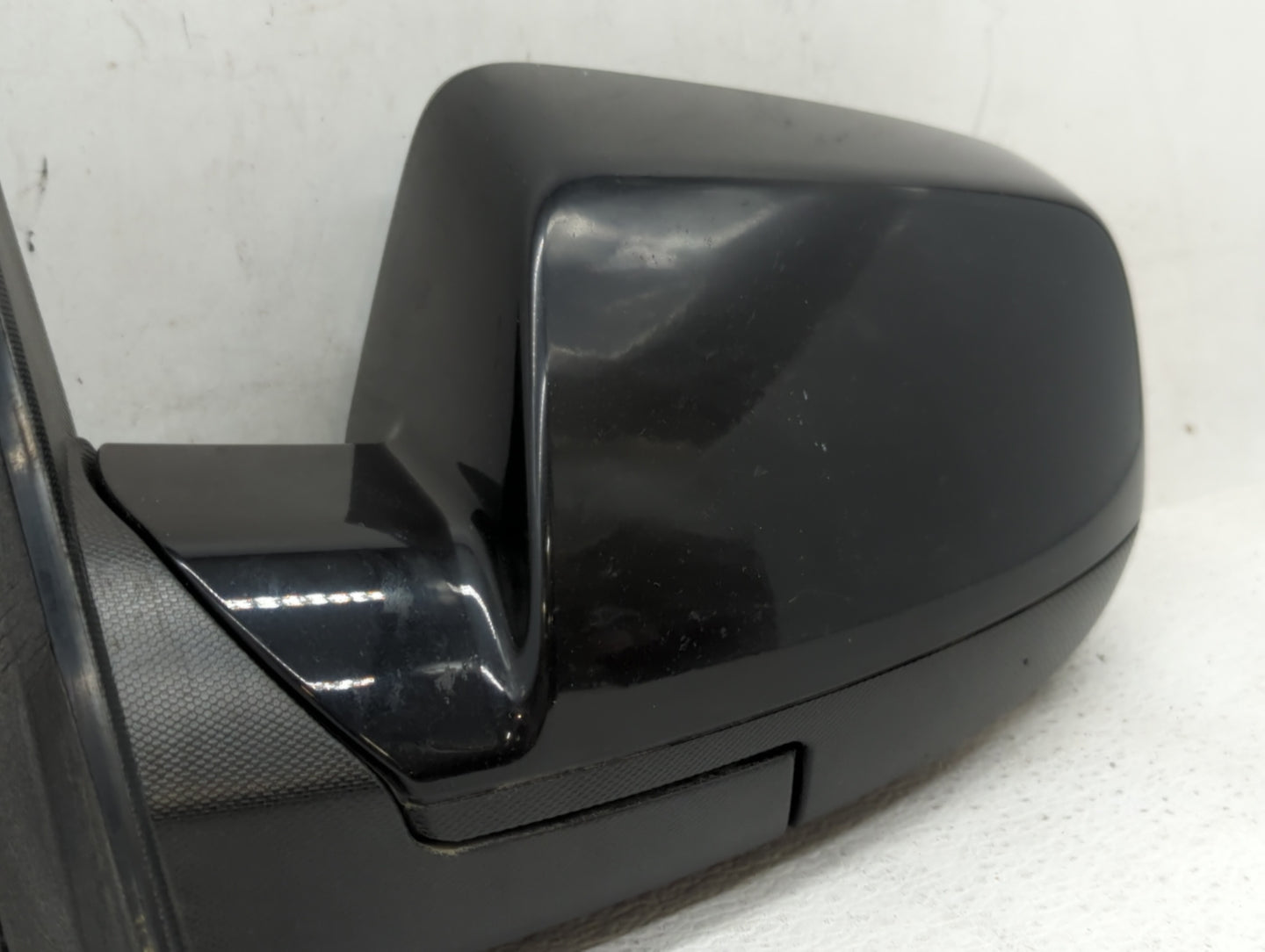 2011-2014 Chevrolet Equinox Driver Side View Mirror - Left Door Mirror OEM Used - Oemusedautoparts1.com