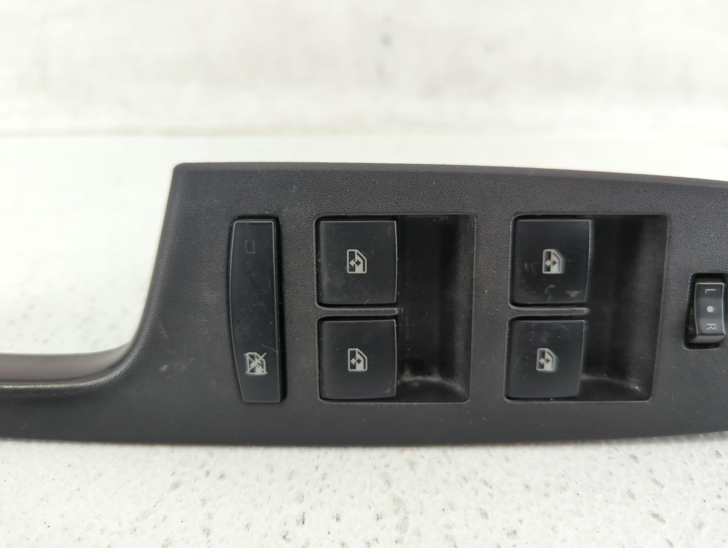 2010-2017 Chevrolet Equinox Master Power Window Switch Replacement Driver Side Left P/N:20917599 Fits OEM Used Auto Parts - 
