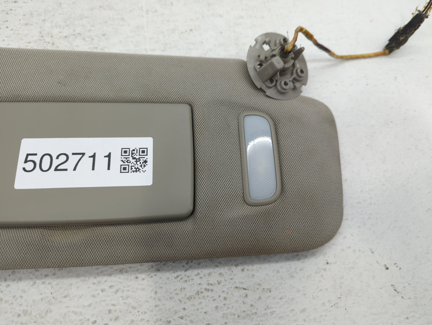 2010-2017 Chevrolet Equinox Sun Visor Shade Replacement Passenger Right Mirror Fits Fits 2010 2011 2012 2013 2014 2015 2016 