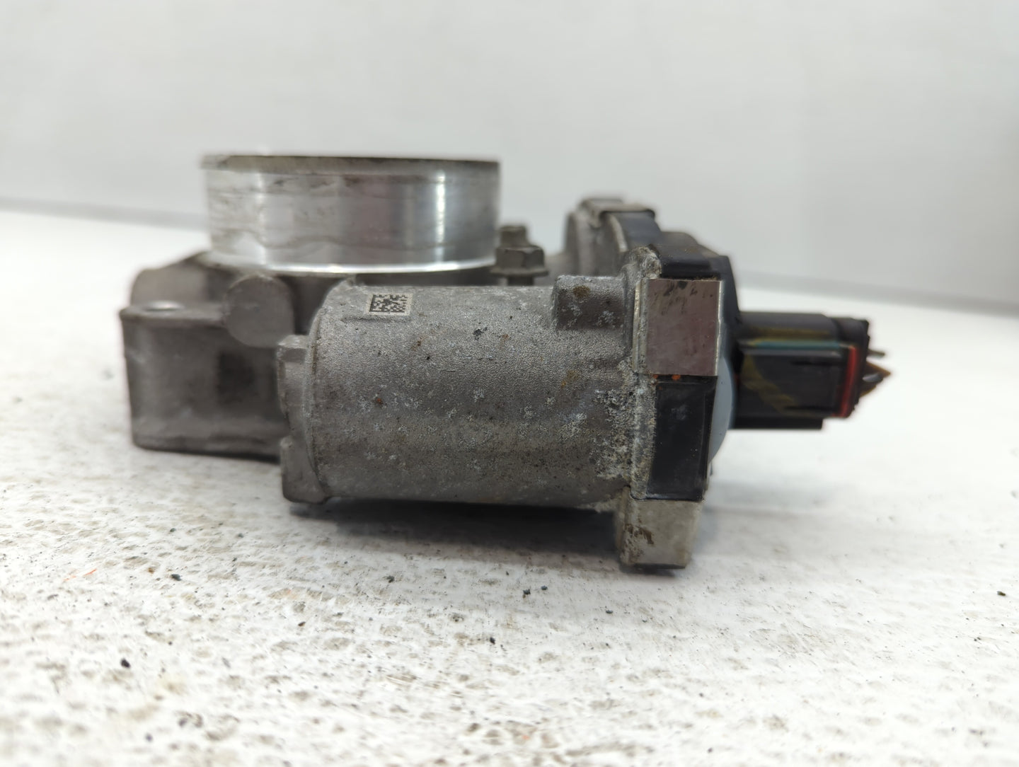 2012-2015 Chevrolet Equinox Throttle Body P/N:12632101CA Fits Fits 2012 2013 2014 2015 OEM Used Auto Parts - Oemusedautopart
