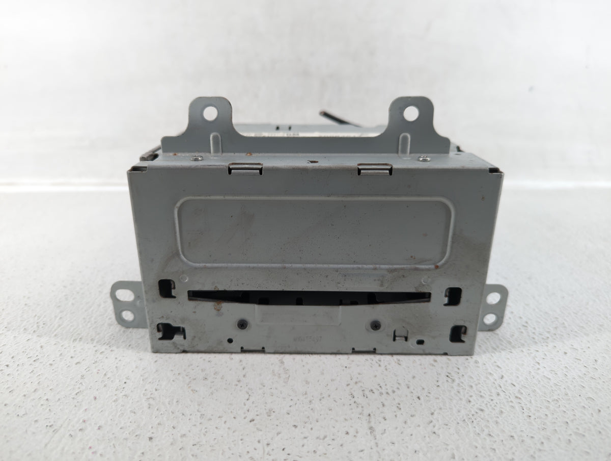 2011-2012 Chevrolet Equinox Radio AM FM Cd Player Receiver Replacement P/N:20983517 Fits Fits 2010 2011 2012 OEM Used Auto P