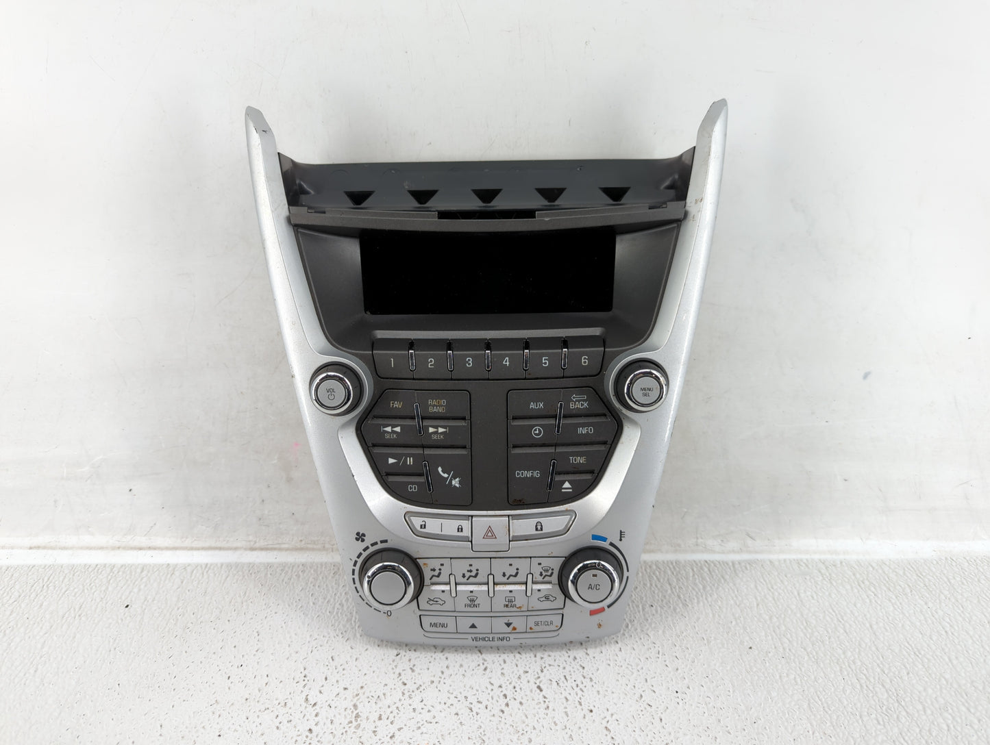 Chevrolet Equinox Radio Control Panel - Oemusedautoparts1.com