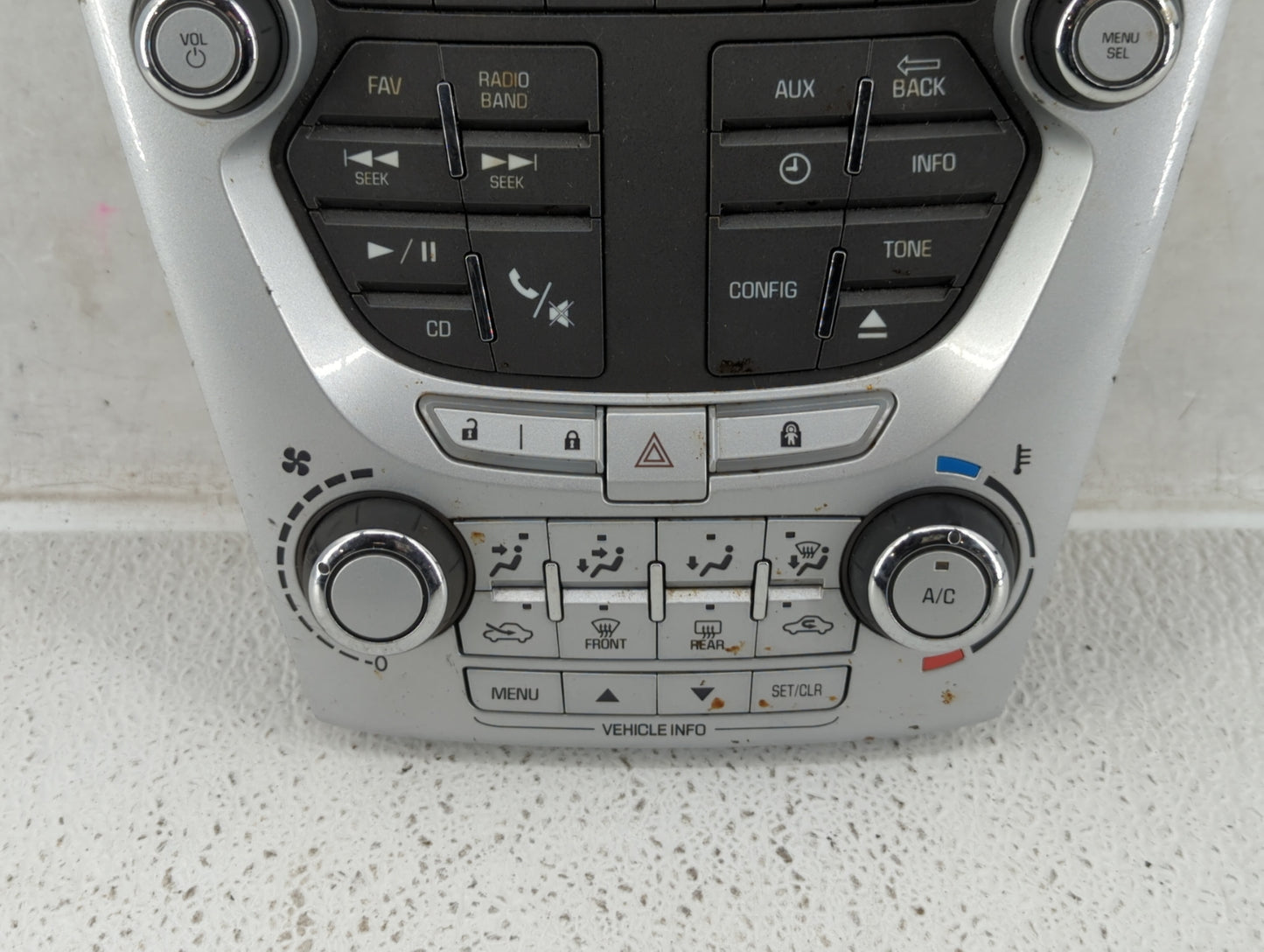 Chevrolet Equinox Radio Control Panel - Oemusedautoparts1.com