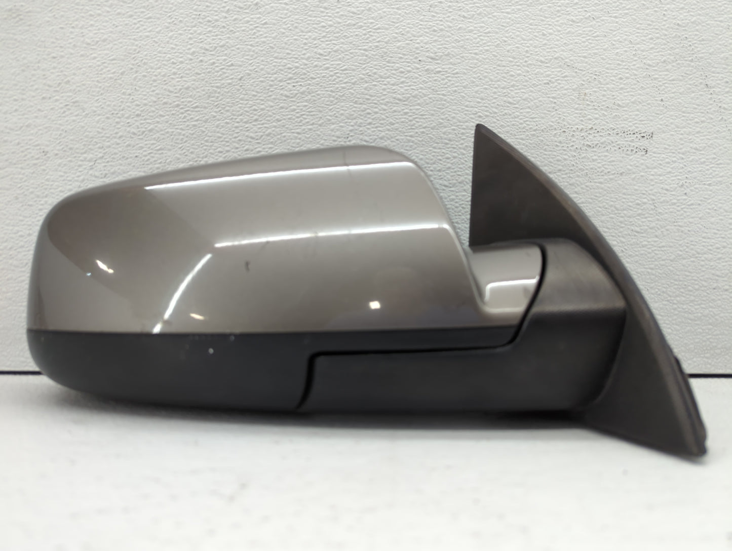 2011-2014 Chevrolet Equinox Passenger Side View Mirror - Right Door Mirror OEM Used - Oemusedautoparts1.com