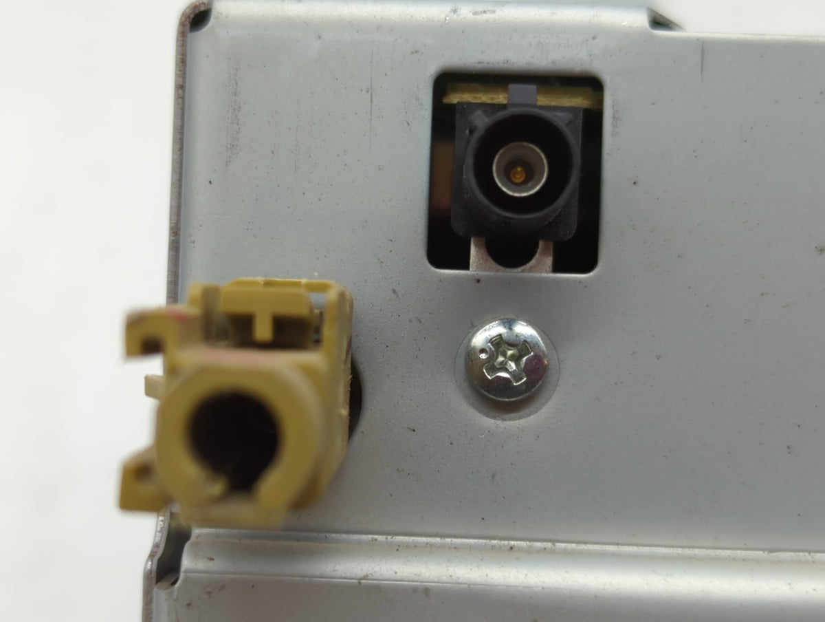 2011-2012 Chevrolet Equinox Am Fm Cd Player Radio Receiver 521593 - Oemusedautoparts1.com