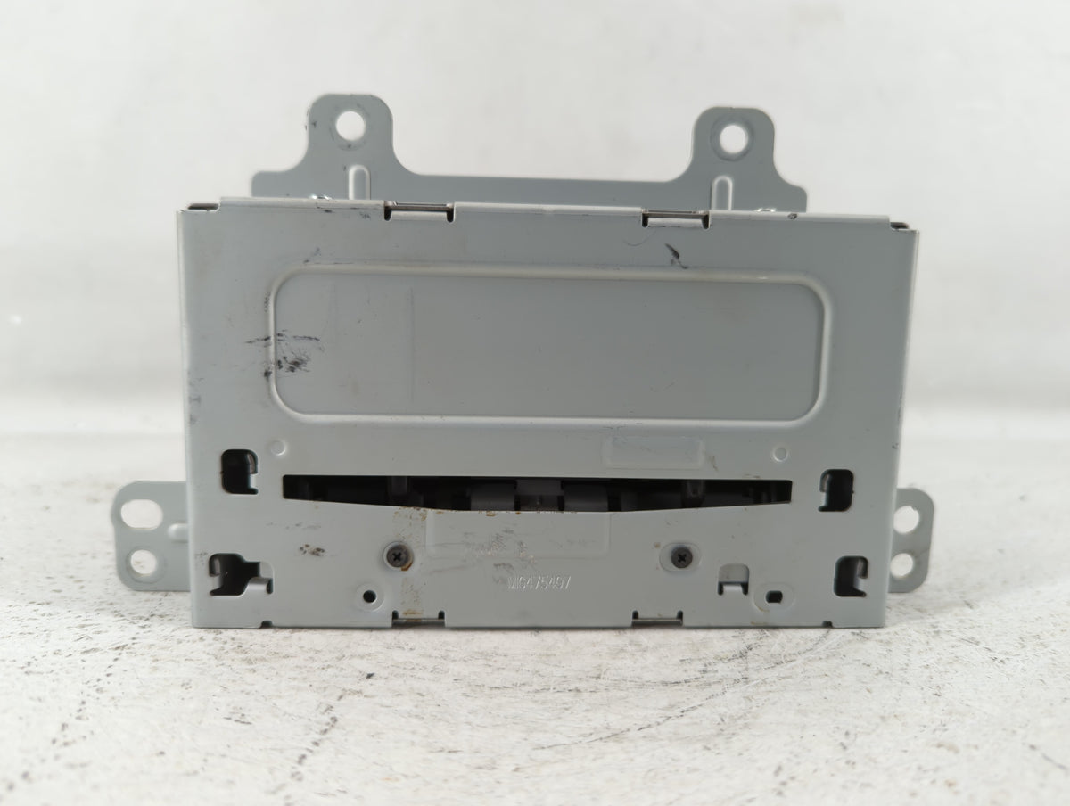 2011-2012 Chevrolet Equinox Am Fm Cd Player Radio Receiver 554315 - Oemusedautoparts1.com