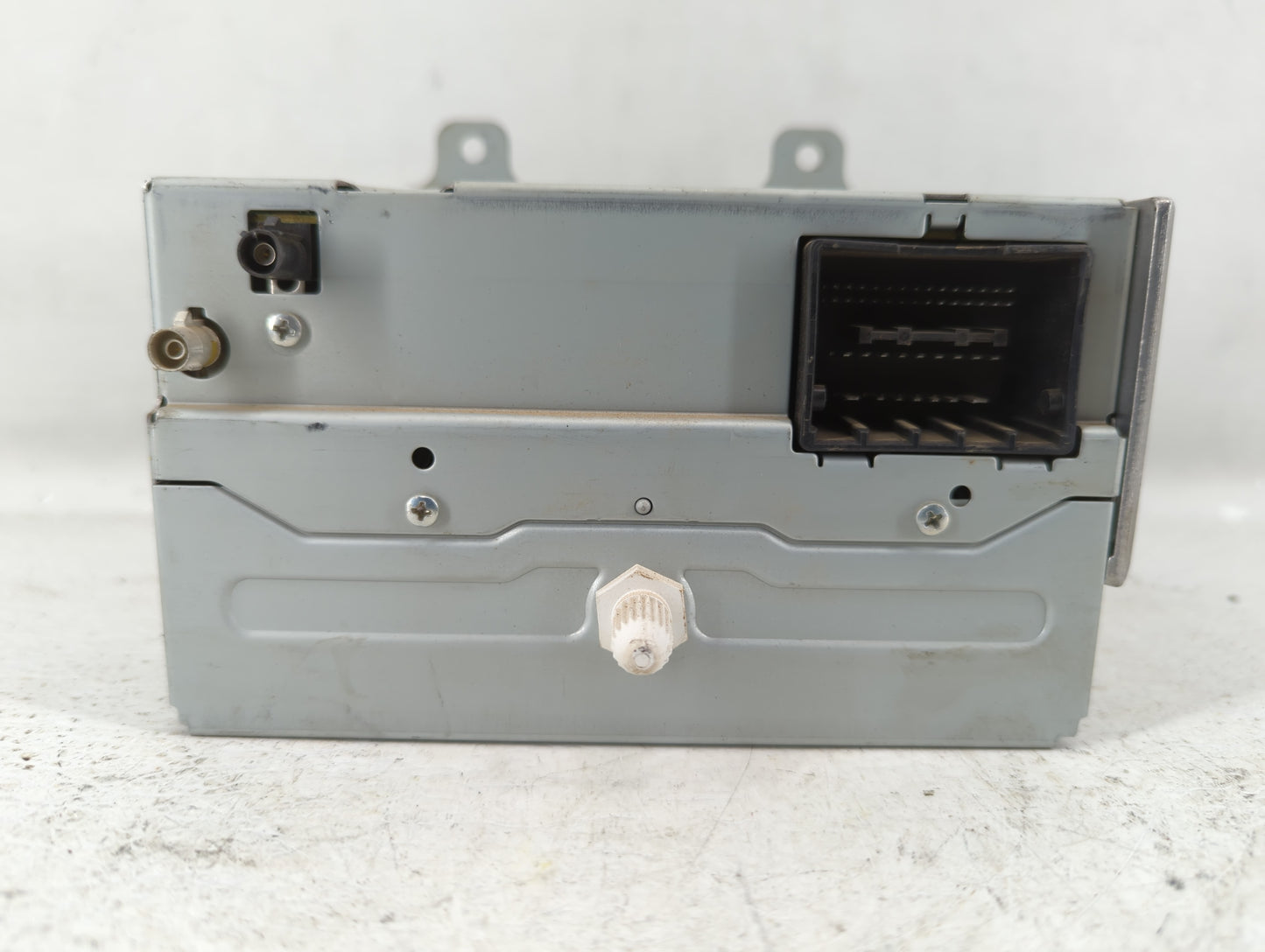 2012-2012 Chevrolet Equinox Am Fm Cd Player Radio Receiver - Oemusedautoparts1.com