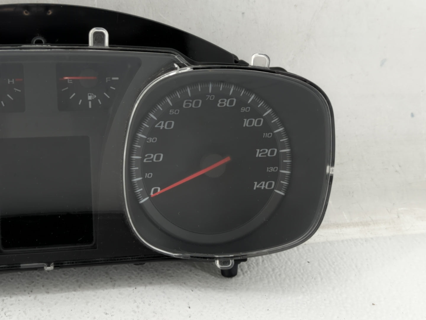 2012 Chevrolet Equinox Instrument Cluster Speedometer Gauges P/N:20907580 Fits OEM Used Auto Parts - Oemusedautoparts1.com