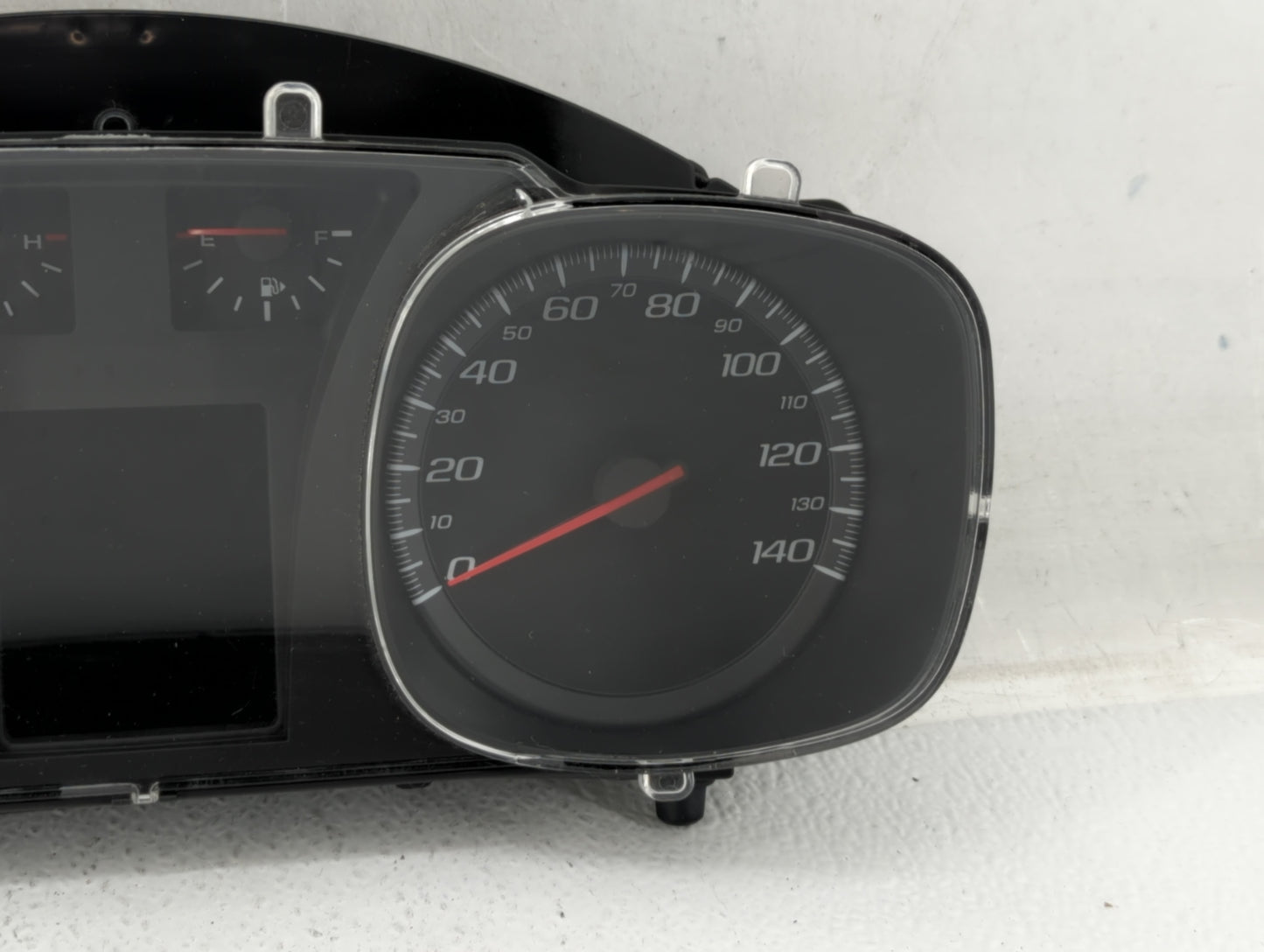 2012 Chevrolet Equinox Instrument Cluster Speedometer Gauges P/N:20907580 Fits OEM Used Auto Parts - Oemusedautoparts1.com