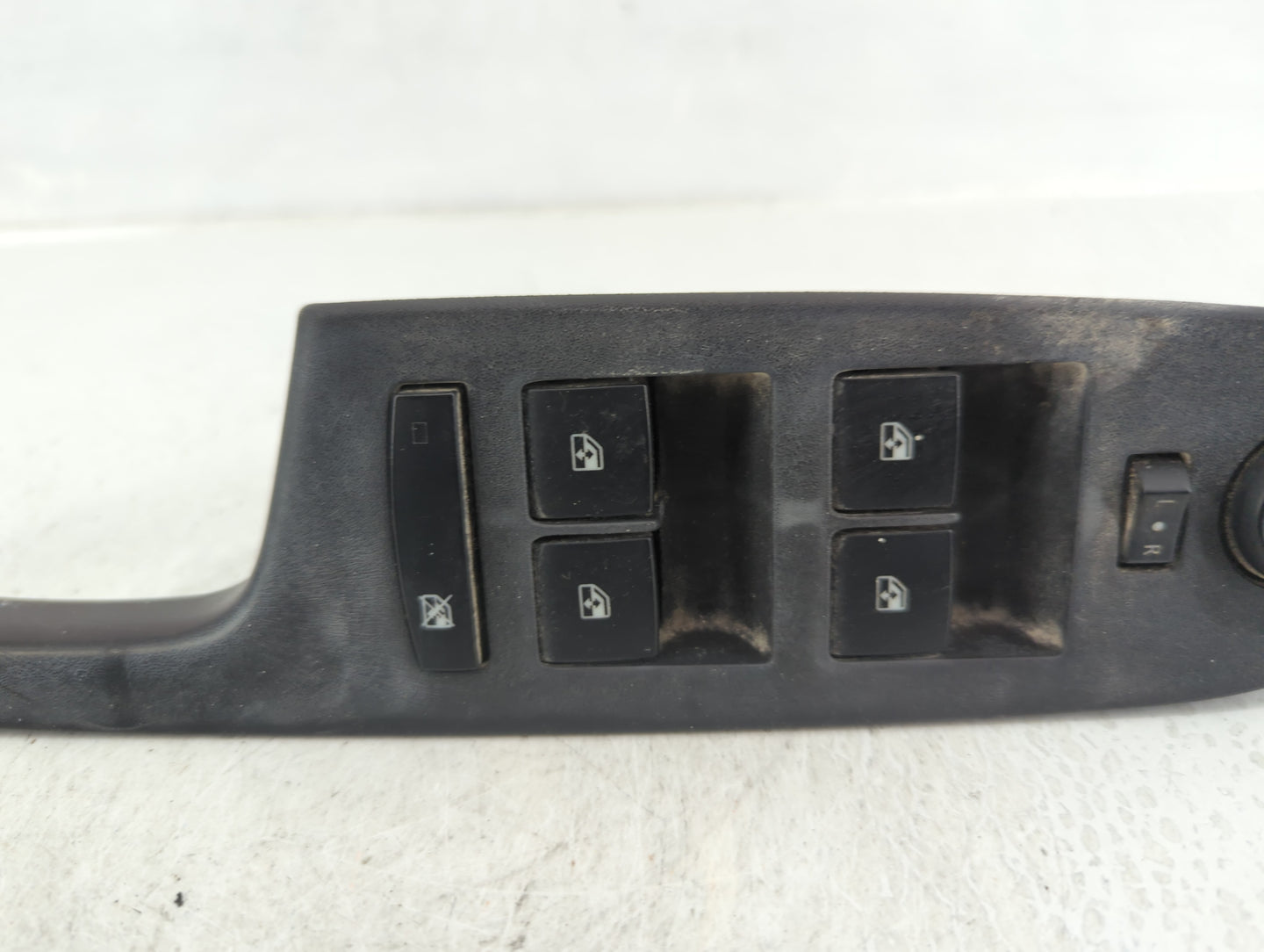 2010-2017 Chevrolet Equinox Master Power Window Switch Replacement Driver Side Left P/N:20917599 Fits OEM Used Auto Parts - 