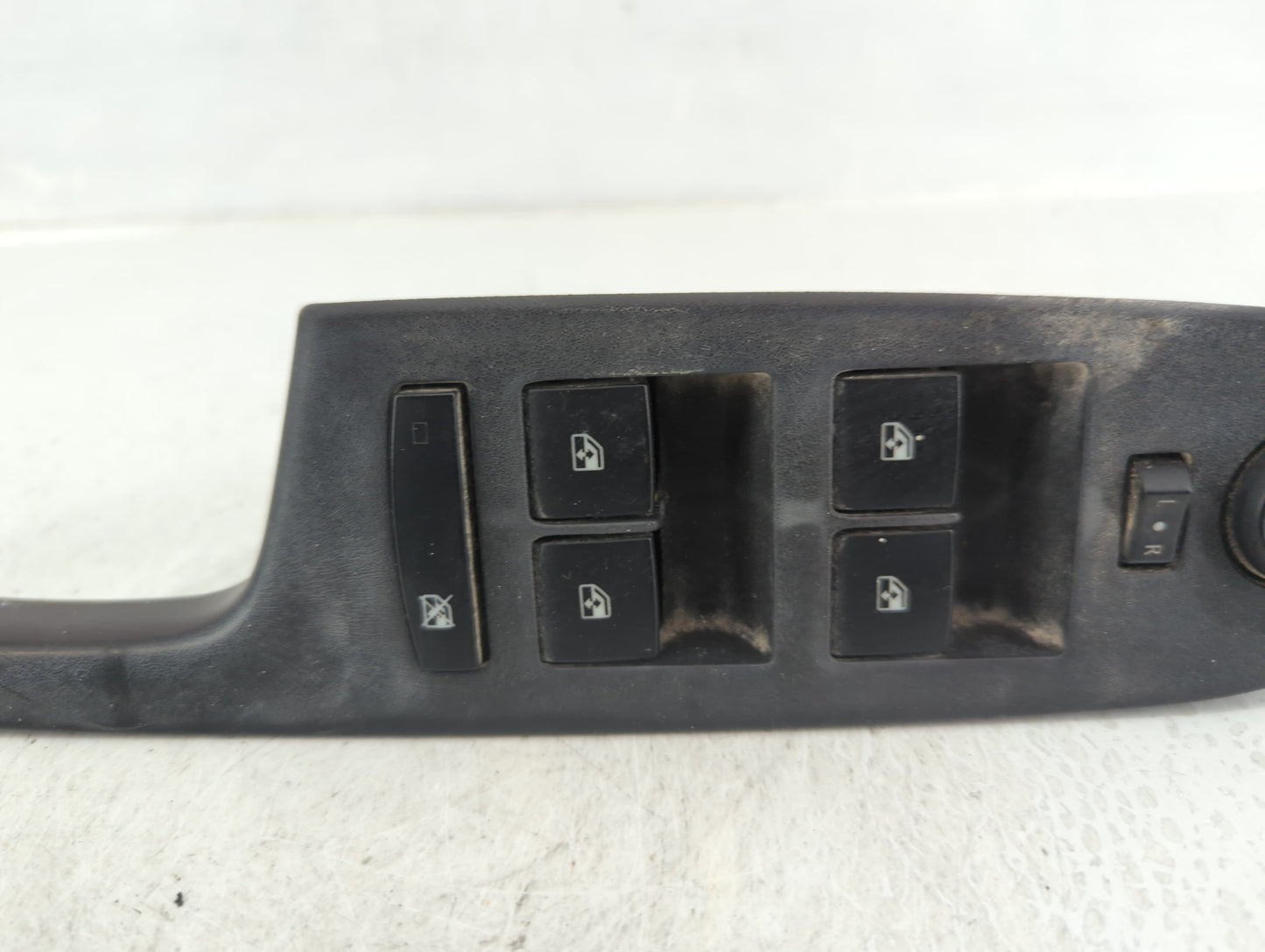 2010-2017 Chevrolet Equinox Master Power Window Switch Replacement Driver Side Left P/N:20917599 Fits OEM Used Auto Parts - 