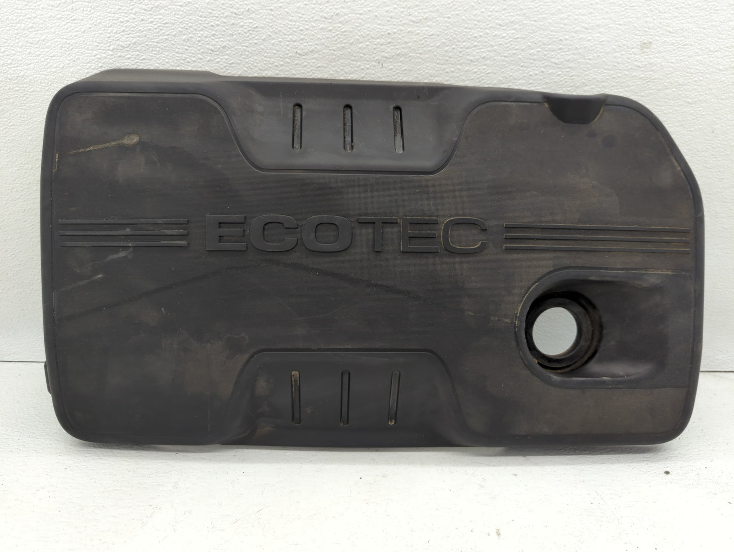 2012 Chevrolet Equinox Engine Cover - Oemusedautoparts1.com