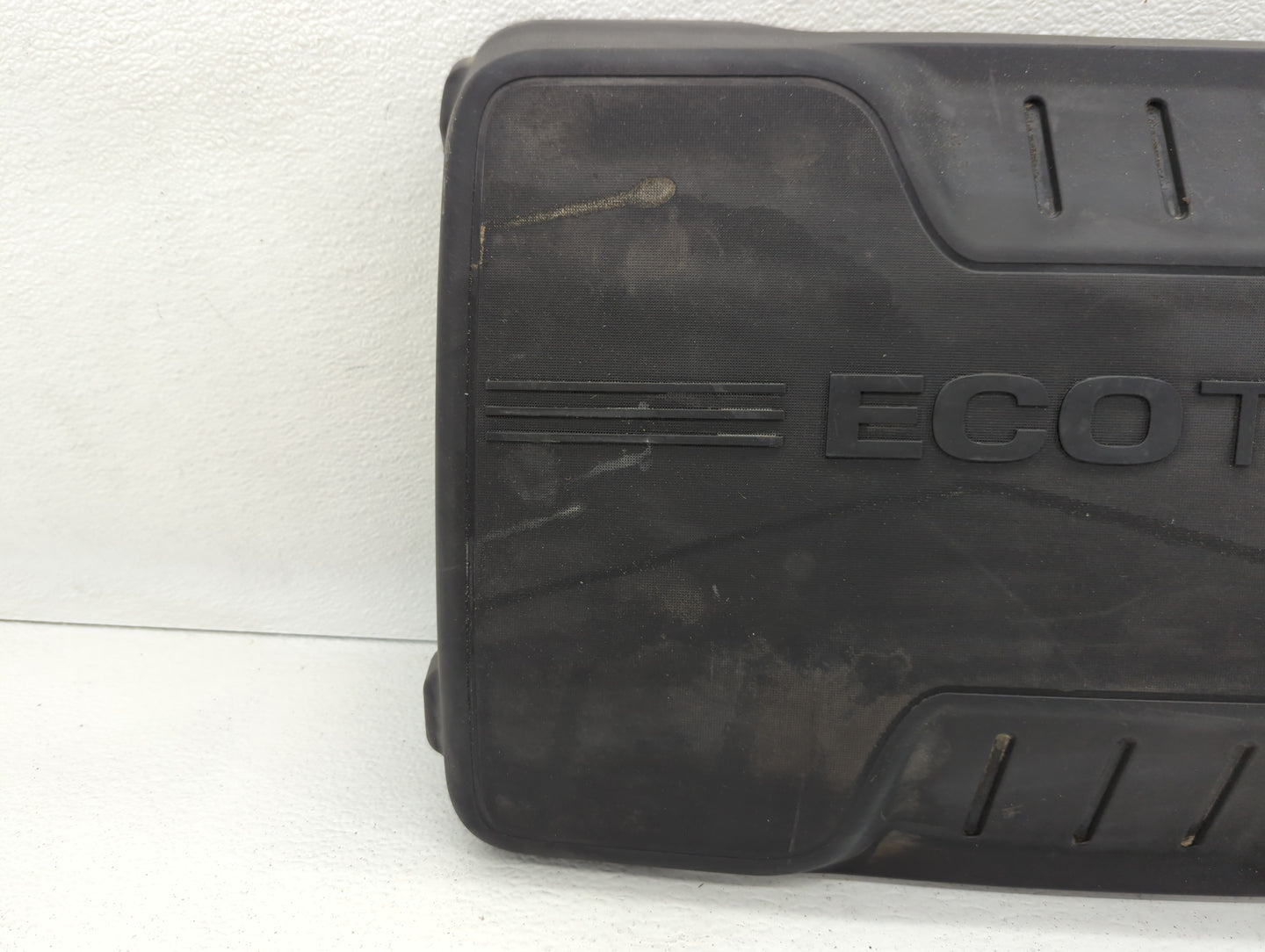 2012 Chevrolet Equinox Engine Cover - Oemusedautoparts1.com