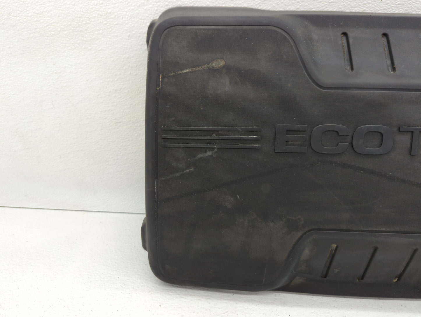2012 Chevrolet Equinox Engine Cover - Oemusedautoparts1.com