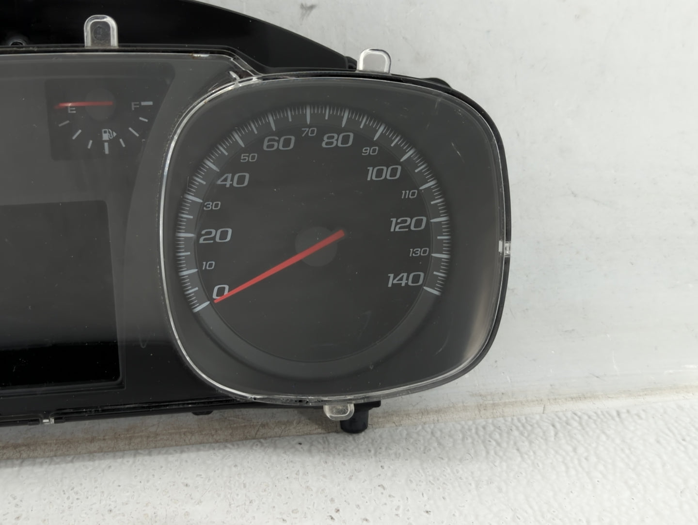 2012 Chevrolet Equinox Instrument Cluster Speedometer Gauges P/N:20907580 Fits OEM Used Auto Parts - Oemusedautoparts1.com