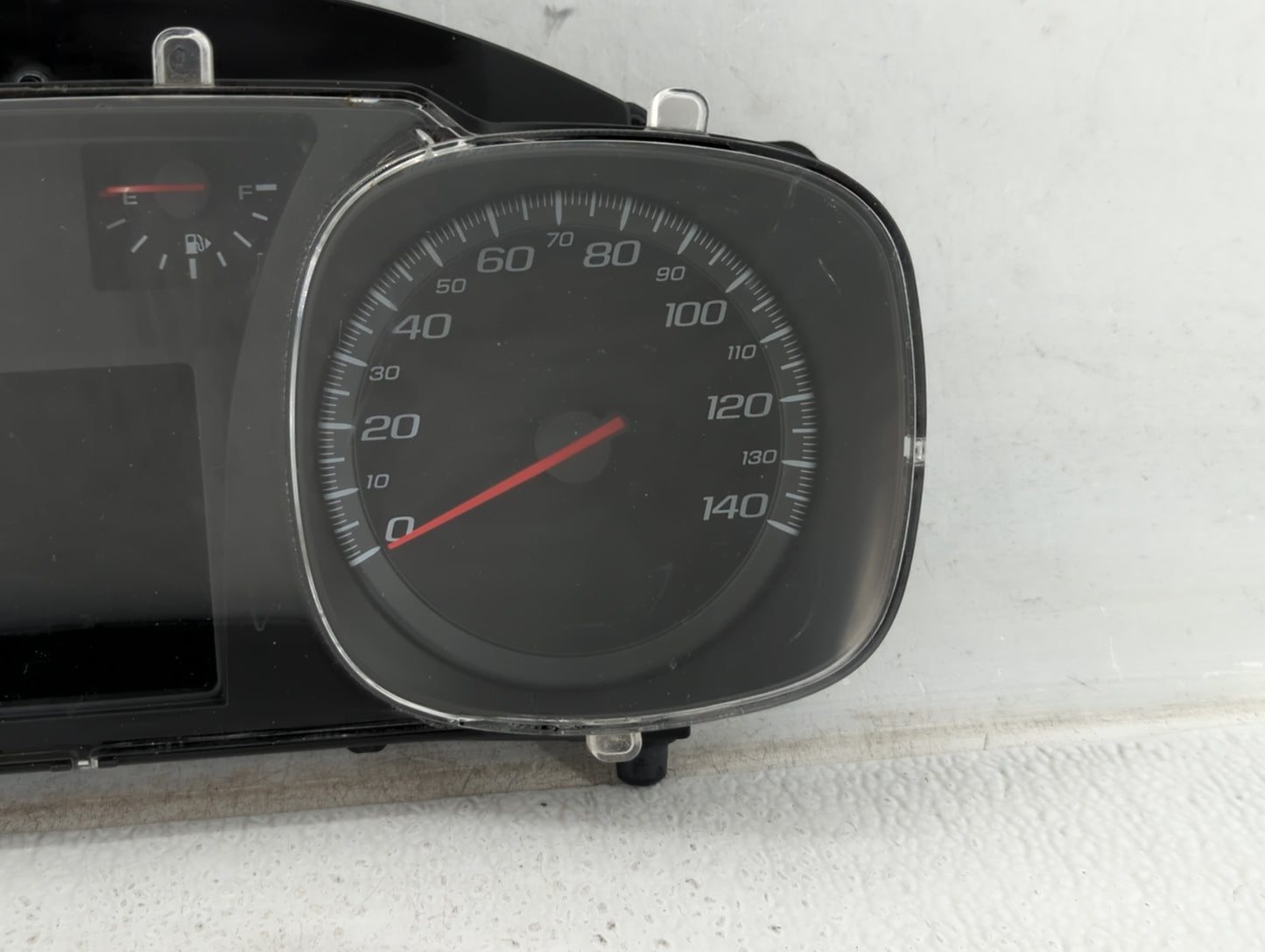 2012 Chevrolet Equinox Instrument Cluster Speedometer Gauges P/N:20907580 Fits OEM Used Auto Parts - Oemusedautoparts1.com