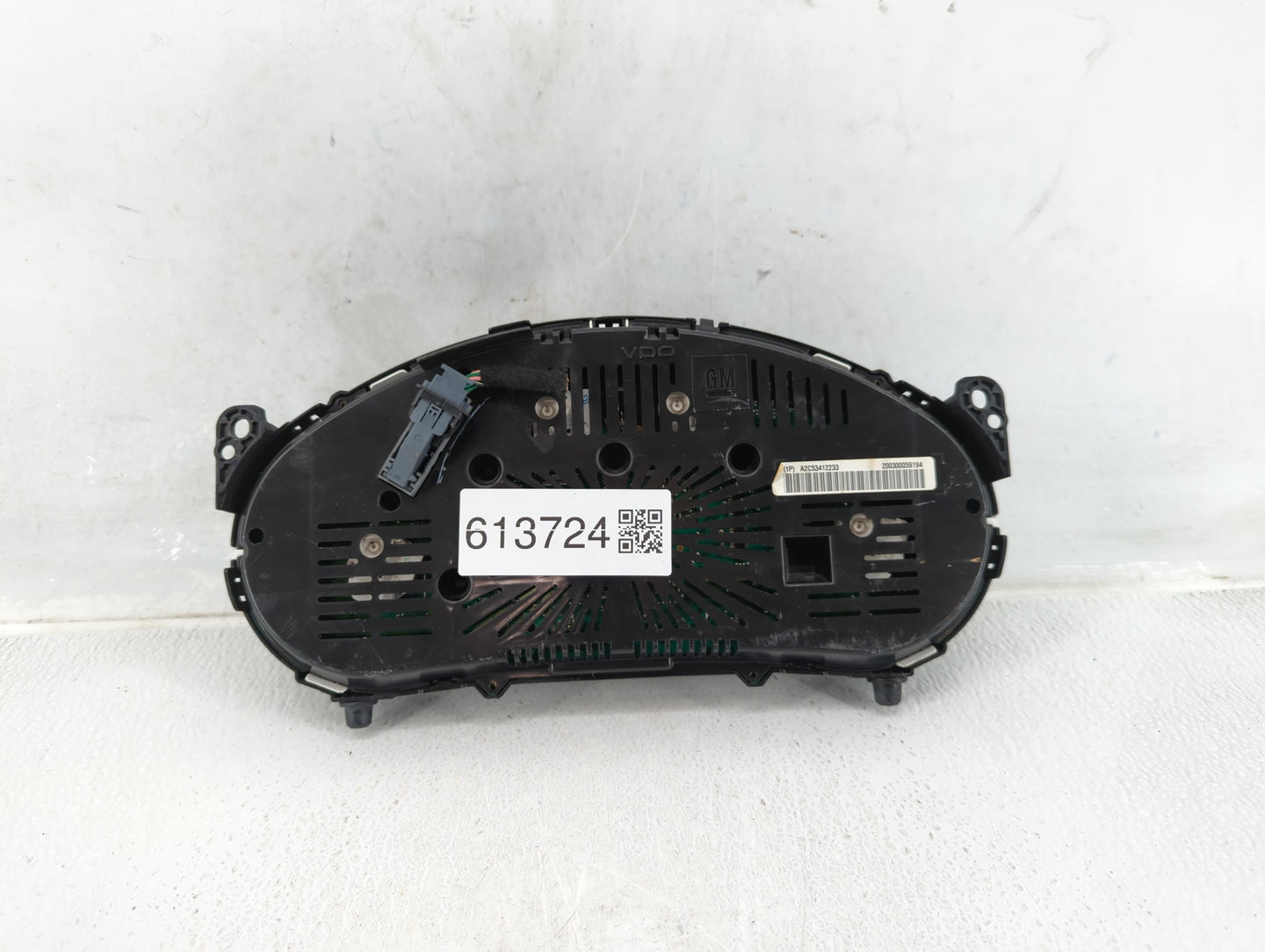 2012 Chevrolet Equinox Instrument Cluster Speedometer Gauges P/N:20907580 Fits OEM Used Auto Parts - Oemusedautoparts1.com