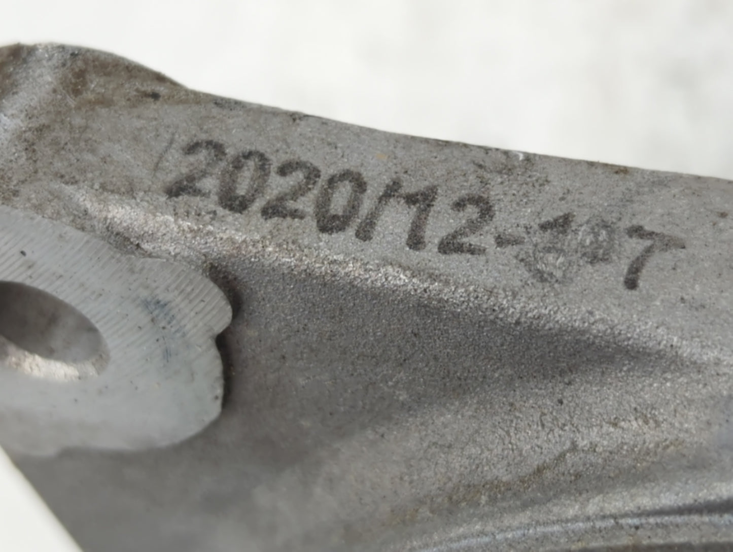 2010-2017 Chevrolet Equinox Alternator Replacement Generator Charging Assembly Engine OEM Fits OEM Used Auto Parts - Oemused