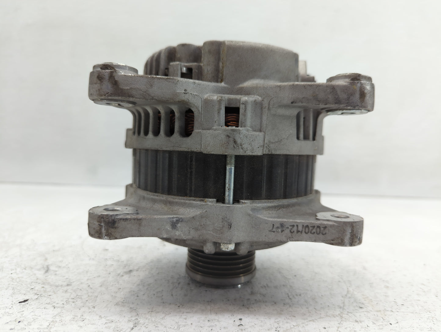 2010-2017 Chevrolet Equinox Alternator Replacement Generator Charging Assembly Engine OEM Fits OEM Used Auto Parts - Oemused