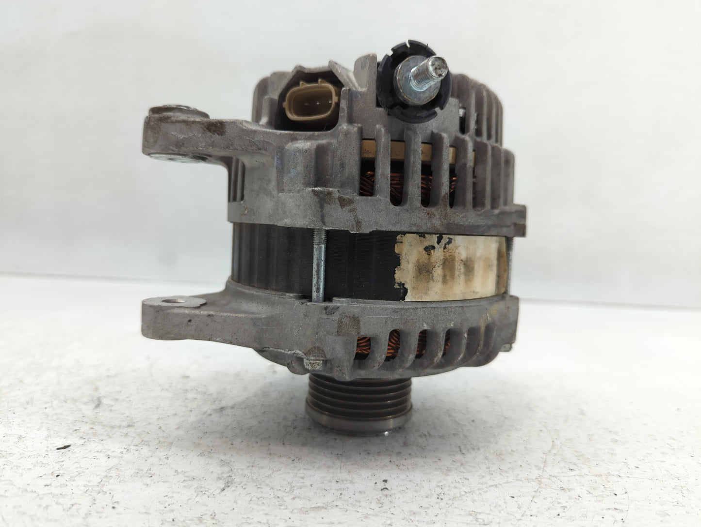 2010-2017 Chevrolet Equinox Alternator Replacement Generator Charging Assembly Engine OEM Fits OEM Used Auto Parts - Oemused