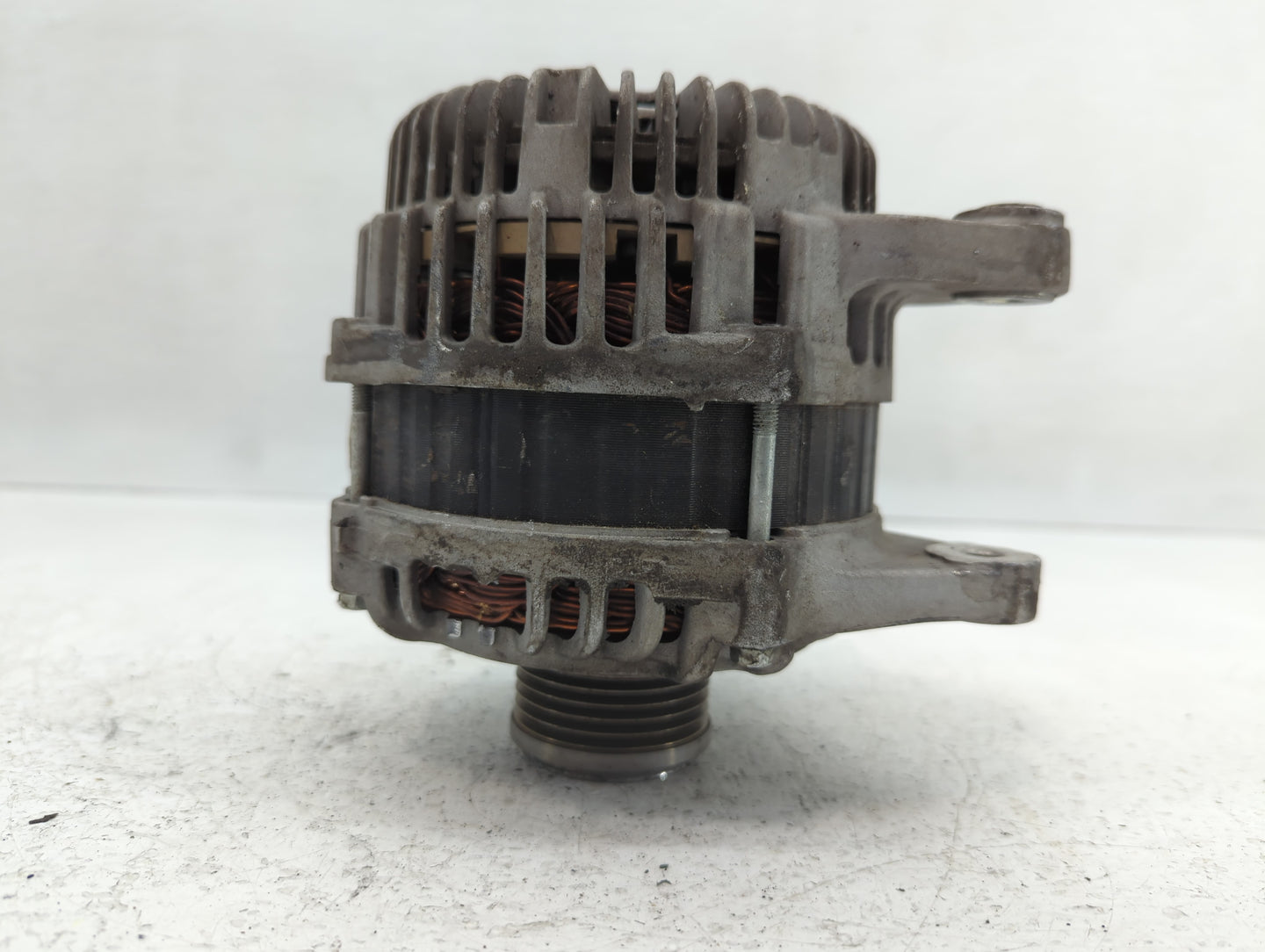 2010-2017 Chevrolet Equinox Alternator Replacement Generator Charging Assembly Engine OEM Fits OEM Used Auto Parts - Oemused