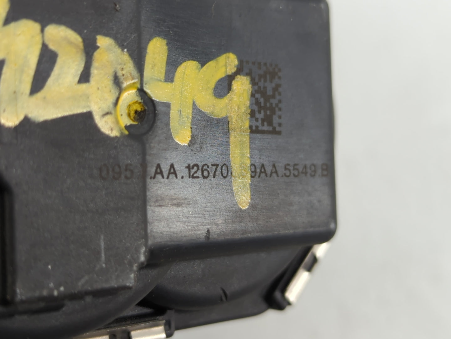 2012-2015 Chevrolet Equinox Throttle Body P/N:12670 Fits Fits 2012 2013 2014 2015 OEM Used Auto Parts - Oemusedautoparts1.co