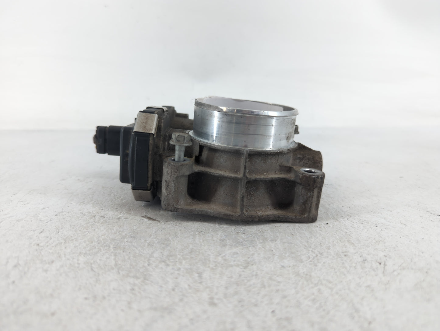 2012-2015 Chevrolet Equinox Throttle Body P/N:12632101CA Fits Fits 2012 2013 2014 2015 OEM Used Auto Parts - Oemusedautopart