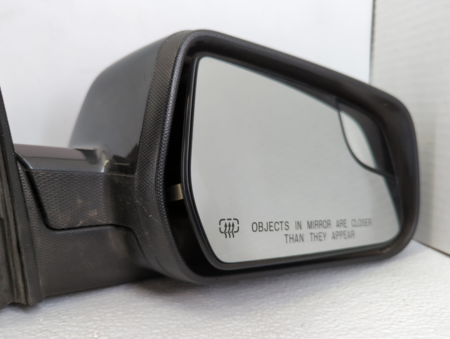 2011-2014 Chevrolet Equinox Passenger Right Side View Manual Door Mirror - Oemusedautoparts1.com