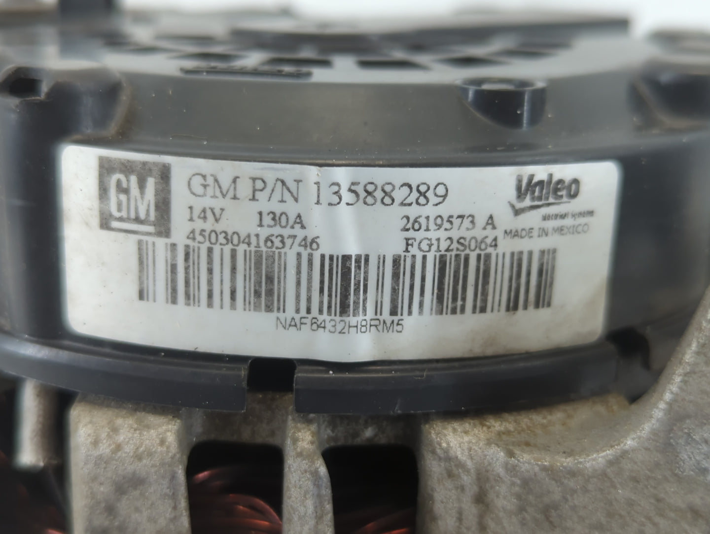 2010-2017 Chevrolet Equinox Alternator Replacement Generator Charging Assembly Engine OEM P/N:13588289 Fits OEM Used Auto Pa