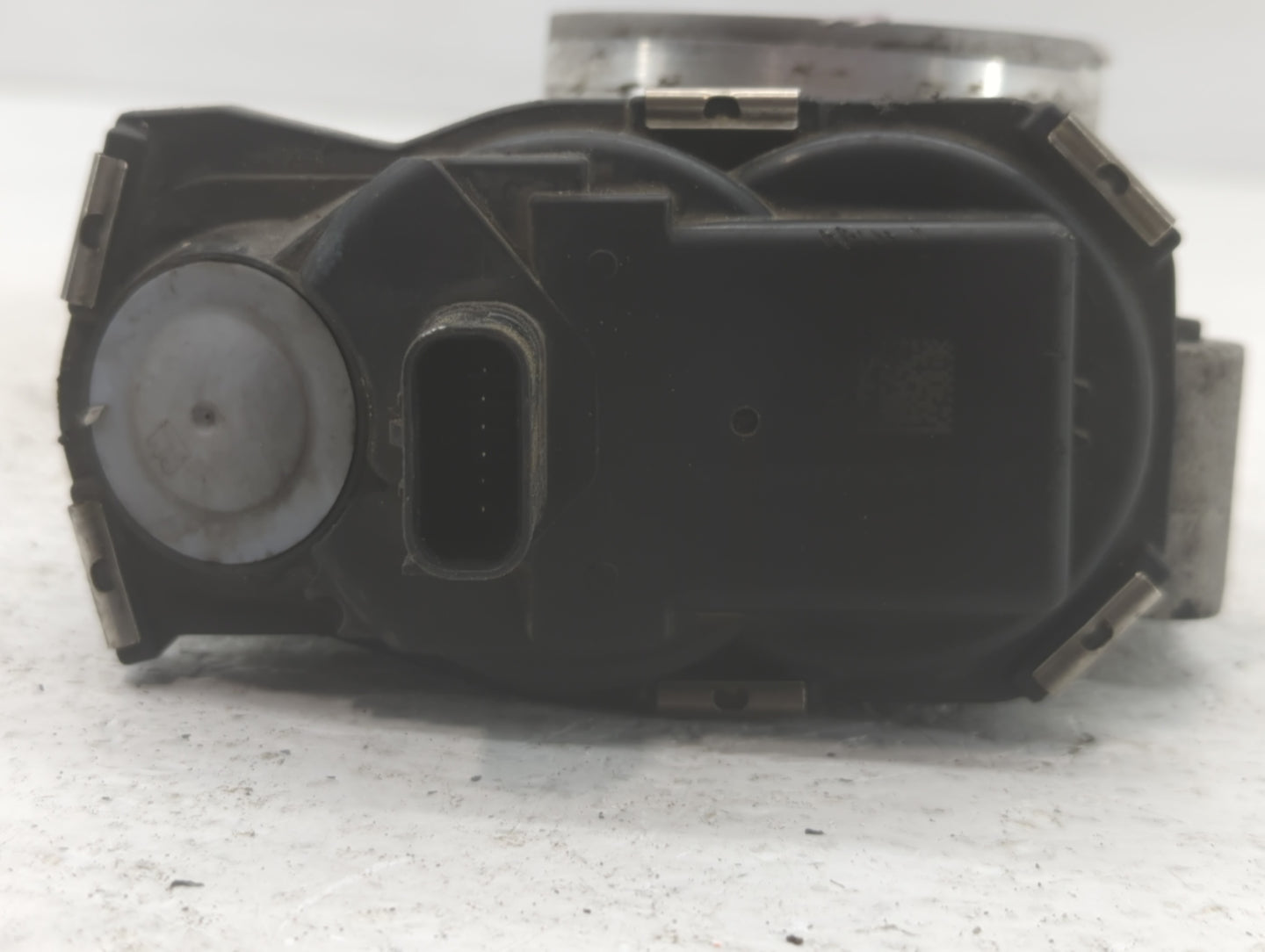 2012-2015 Chevrolet Equinox Throttle Body P/N:12632101CA Fits Fits 2012 2013 2014 2015 OEM Used Auto Parts - Oemusedautopart