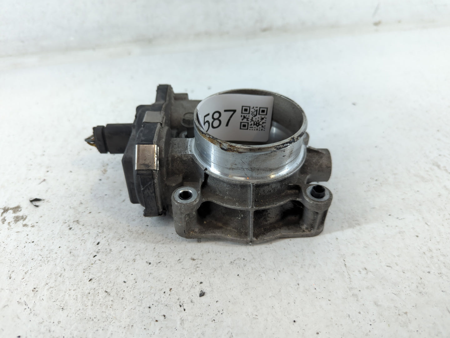 2012-2015 Chevrolet Equinox Throttle Body P/N:12632101CA Fits Fits 2012 2013 2014 2015 OEM Used Auto Parts - Oemusedautopart