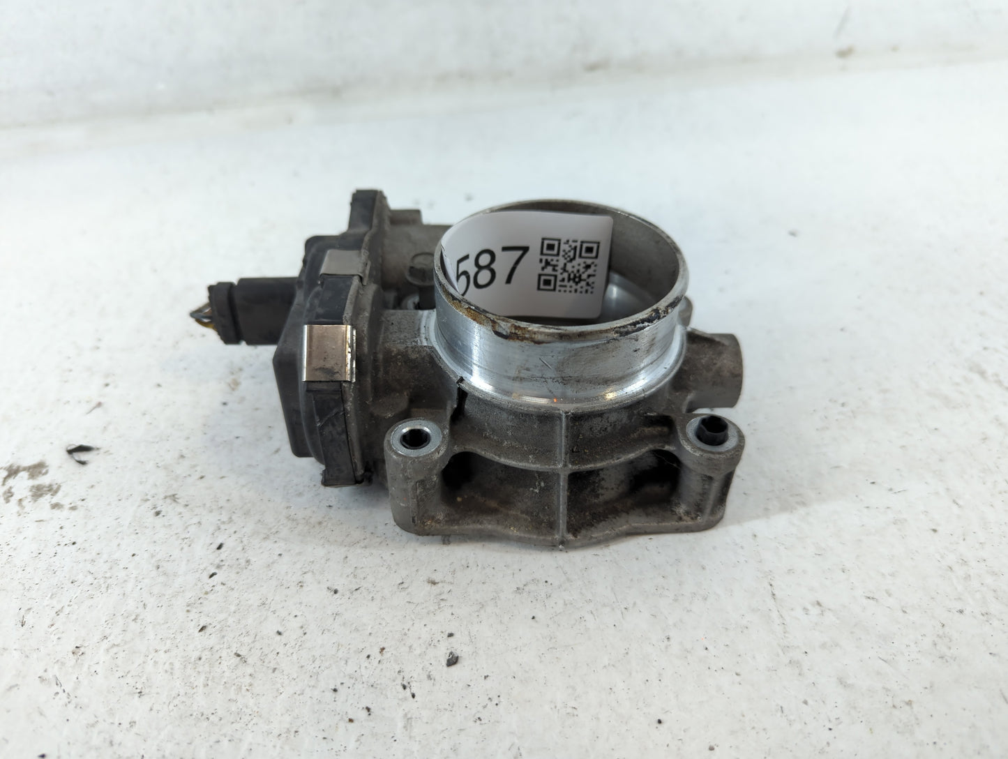 2012-2015 Chevrolet Equinox Throttle Body P/N:12632101CA Fits Fits 2012 2013 2014 2015 OEM Used Auto Parts - Oemusedautopart