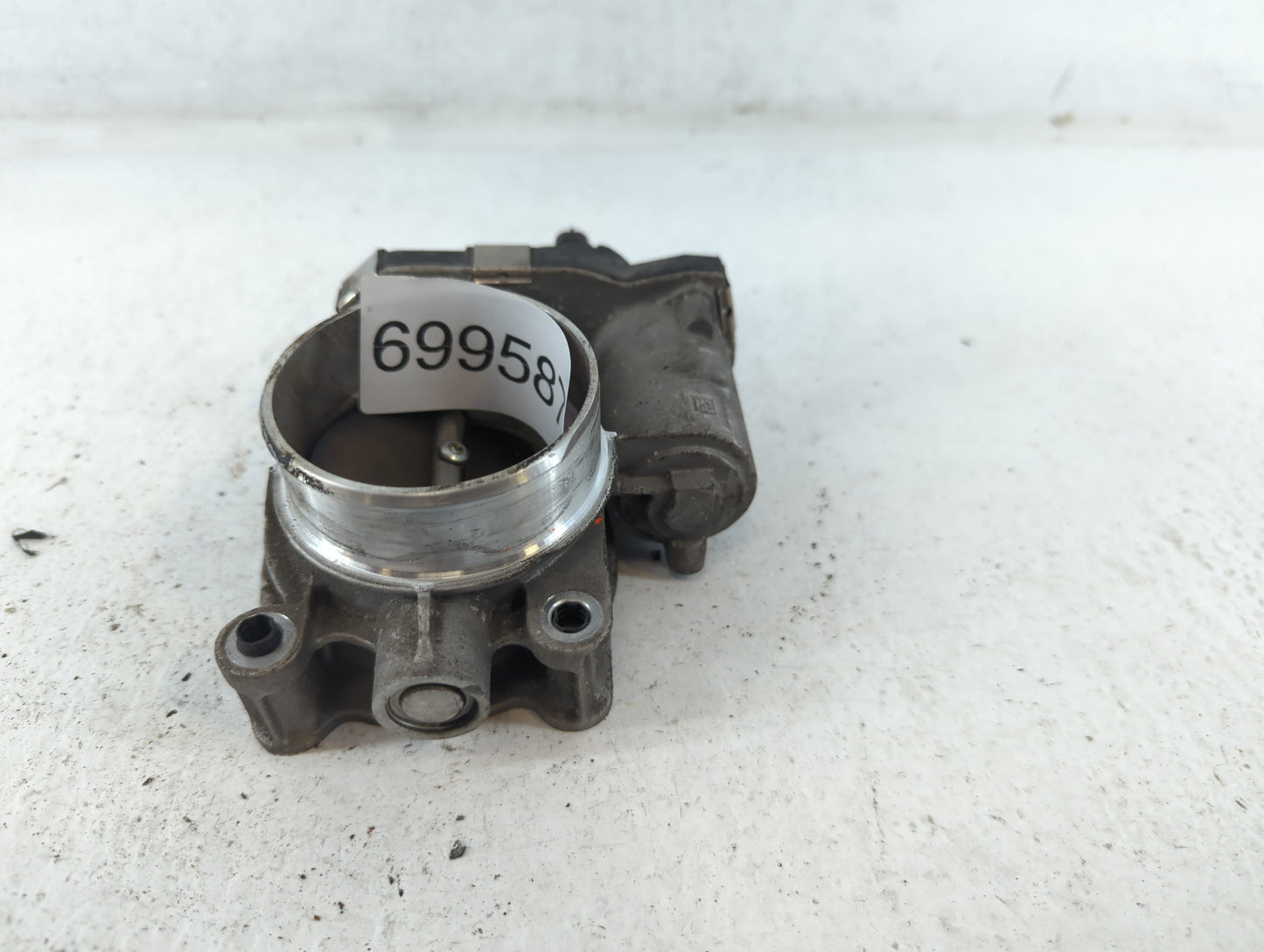 2012-2015 Chevrolet Equinox Throttle Body P/N:12632101CA Fits Fits 2012 2013 2014 2015 OEM Used Auto Parts - Oemusedautopart