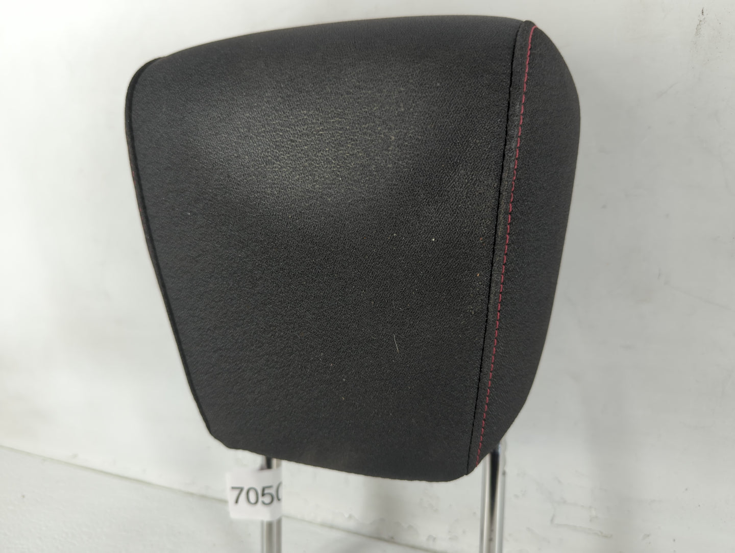 2012 Chevrolet Equinox Headrest Head Rest Front Driver Passenger Seat Fits OEM Used Auto Parts - Oemusedautoparts1.com