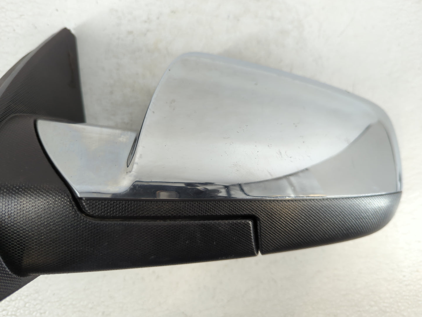 2011-2013 Chevrolet Equinox Driver Side View Mirror - Left Door Mirror OEM Used - Oemusedautoparts1.com