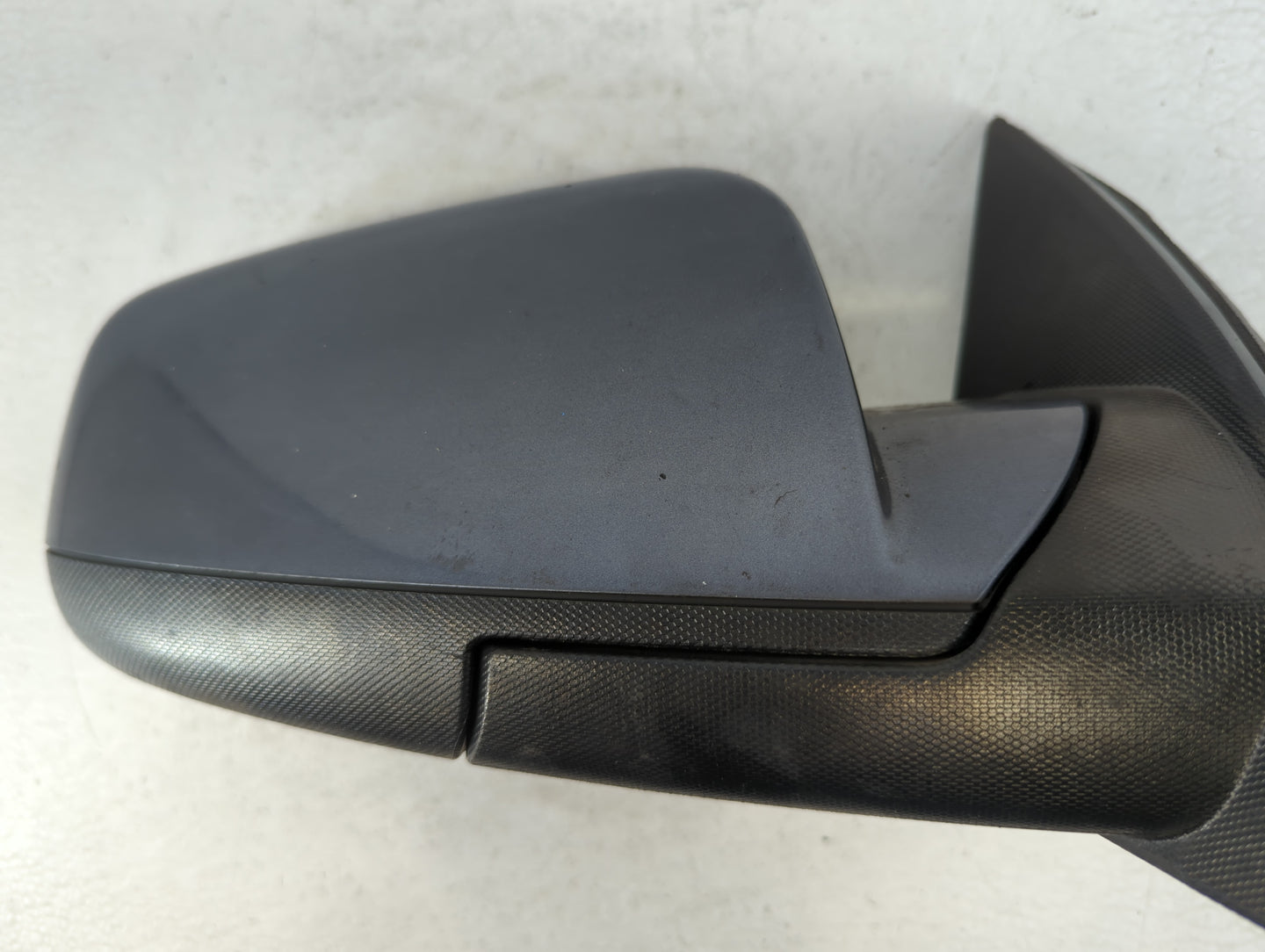 2011-2014 Chevrolet Equinox Driver Left Side View Manual Door Mirror - Oemusedautoparts1.com
