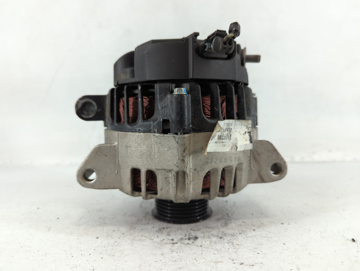 2010-2017 Chevrolet Equinox Alternator Replacement Generator Charging Assembly Engine OEM Fits OEM Used Auto Parts - Oemused