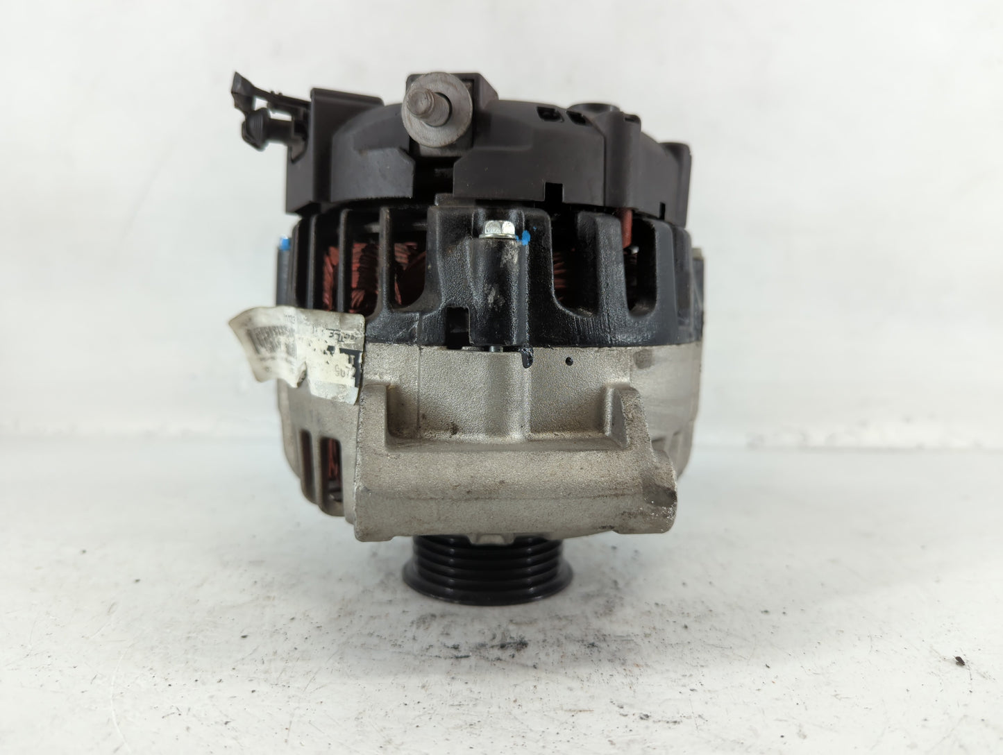 2010-2017 Chevrolet Equinox Alternator Replacement Generator Charging Assembly Engine OEM Fits OEM Used Auto Parts - Oemused