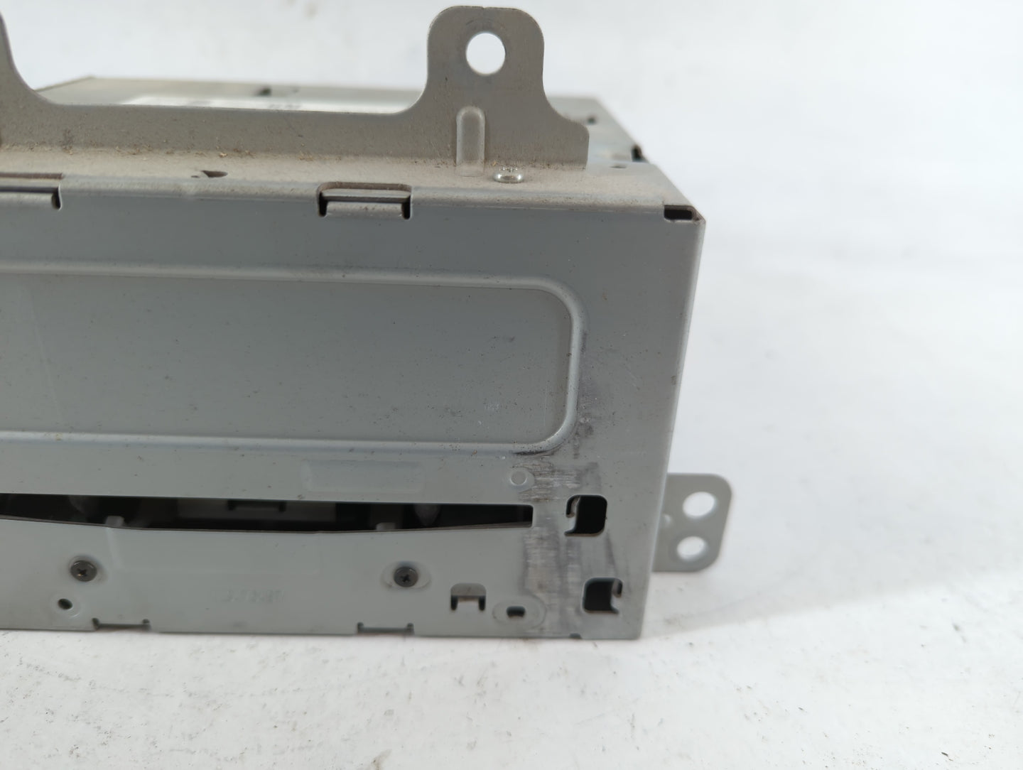 2011-2012 Chevrolet Equinox Am Fm Cd Player Radio Receiver - Oemusedautoparts1.com