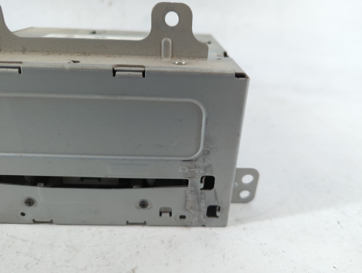 2011-2012 Chevrolet Equinox Am Fm Cd Player Radio Receiver 719730 - Oemusedautoparts1.com