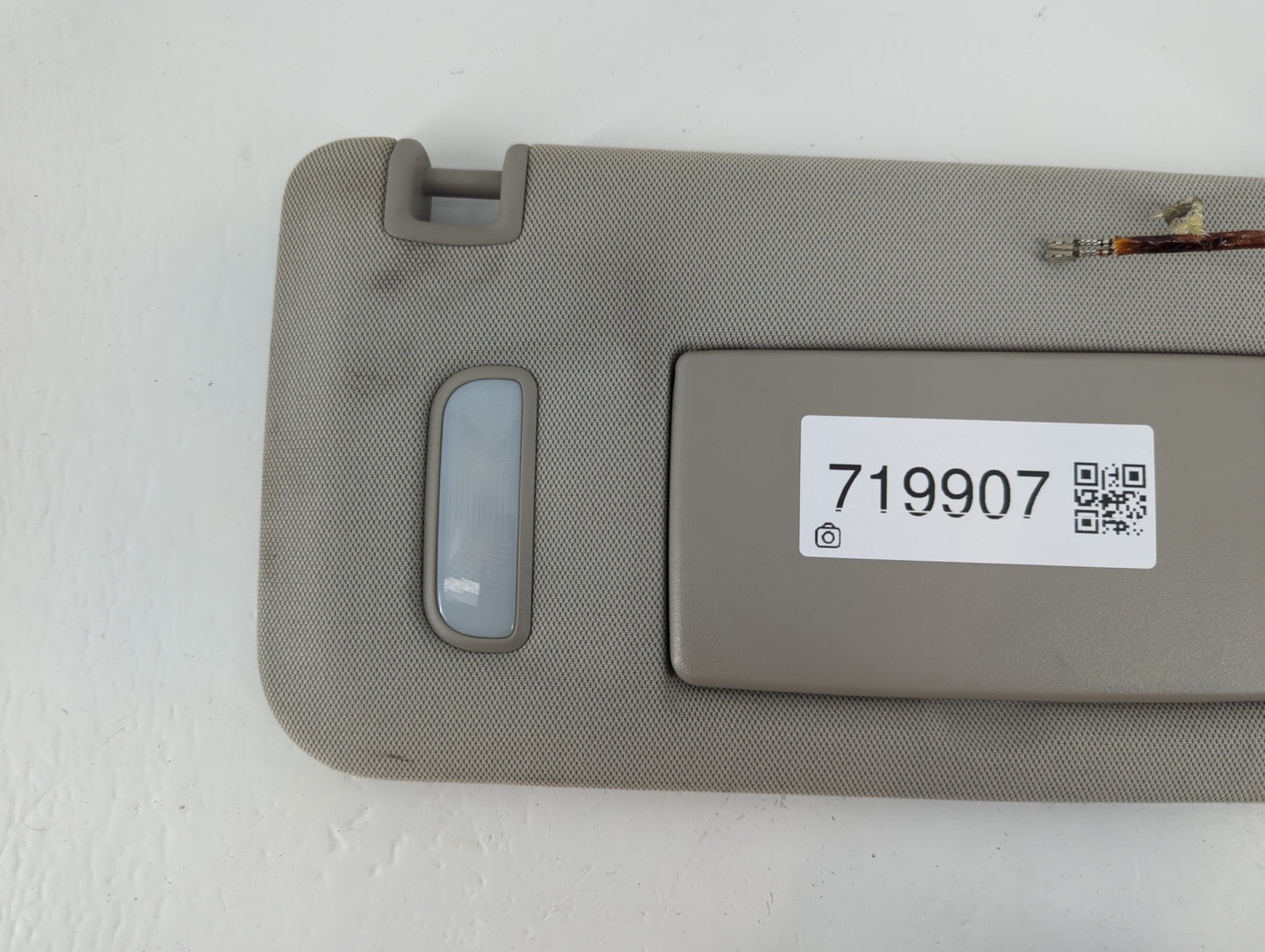 2010-2017 Chevrolet Equinox Sun Visor Shade Replacement Passenger Right Mirror Fits Fits 2010 2011 2012 2013 2014 2015 2016 