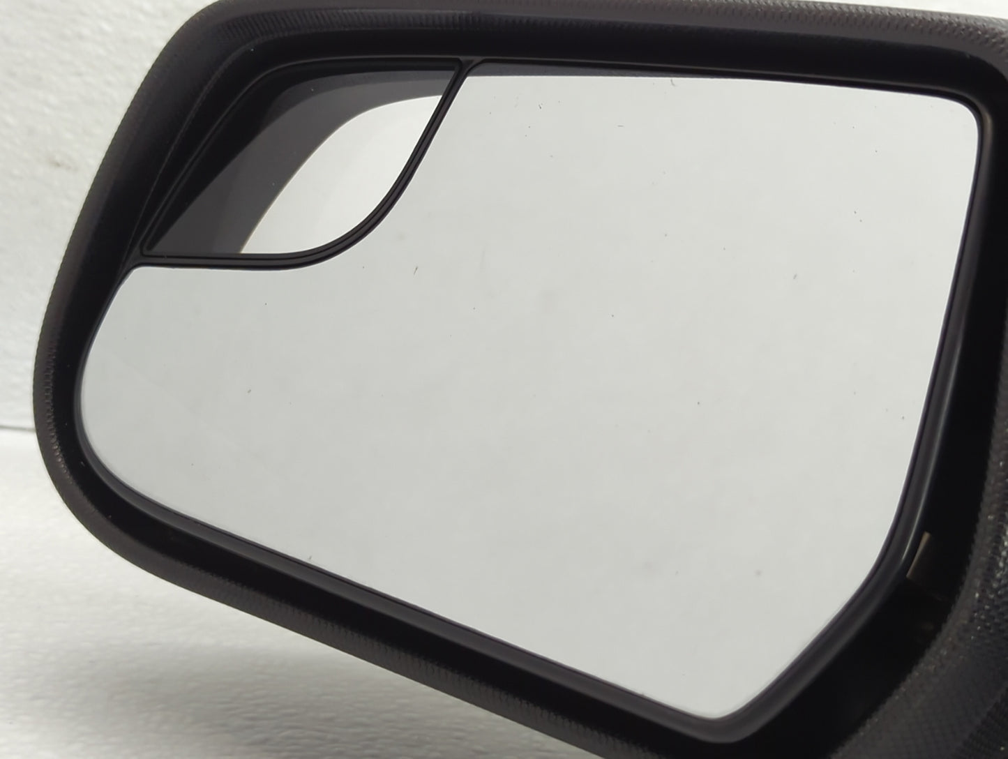 2012-2014 Chevrolet Equinox Driver Side View Mirror - Left Door Mirror OEM Used - Oemusedautoparts1.com