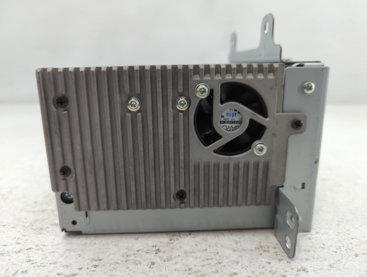 2012 Chevrolet Equinox Radio AM FM Cd Player Receiver Replacement P/N:22815634 Fits OEM Used Auto Parts - Oemusedautoparts1.