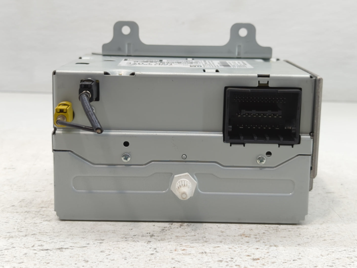 2012 Chevrolet Equinox Radio AM FM Cd Player Receiver Replacement P/N:22815634 Fits OEM Used Auto Parts - Oemusedautoparts1.